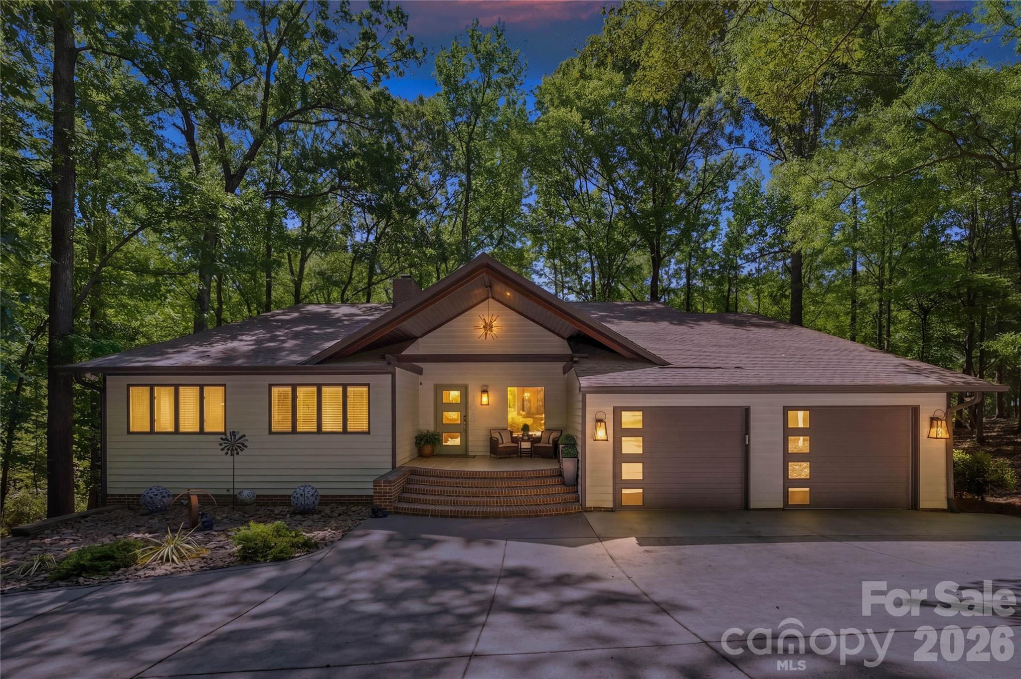 405 Timber Lane — Weddington