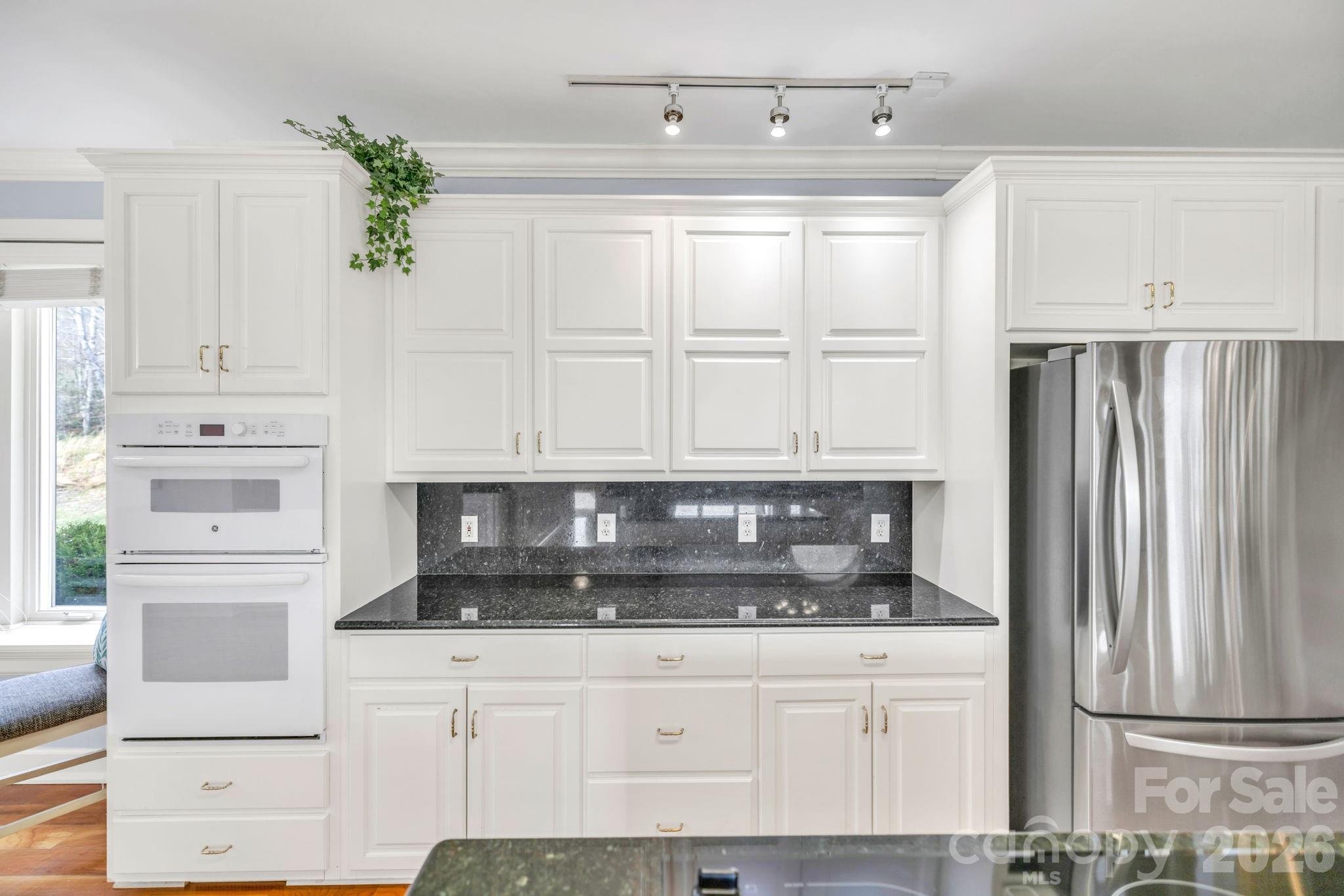 361 Osprey Place — West Jefferson