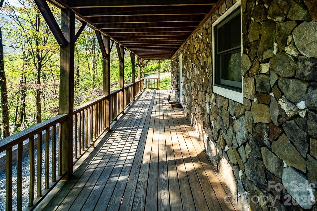 239 Dutch Treat Road — Banner Elk