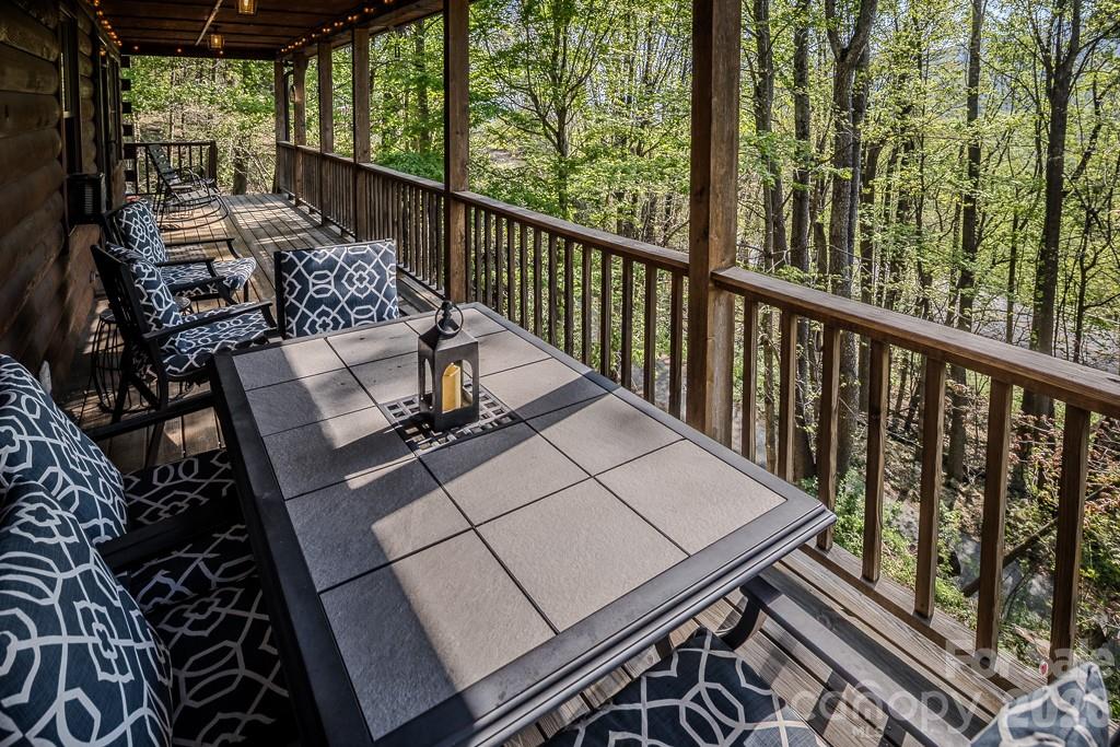 239 Dutch Treat Road — Banner Elk