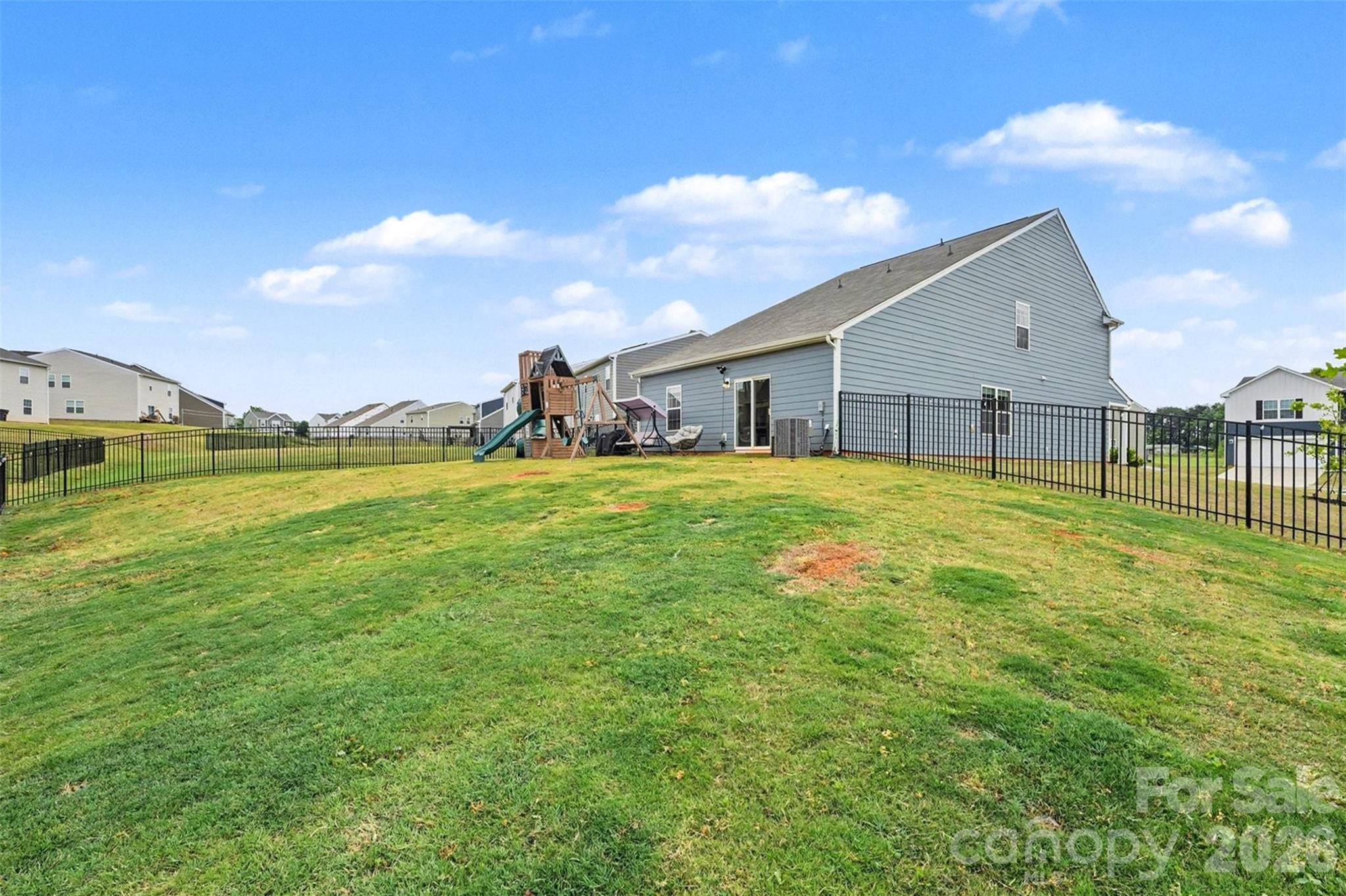 128 Hanging Rock Trail — Statesville