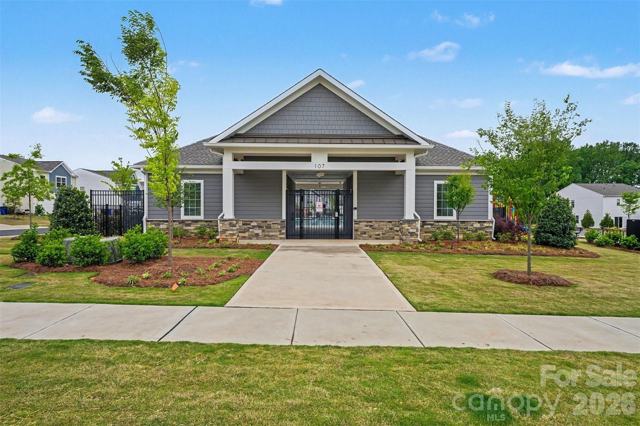 128 Hanging Rock Trail — Statesville