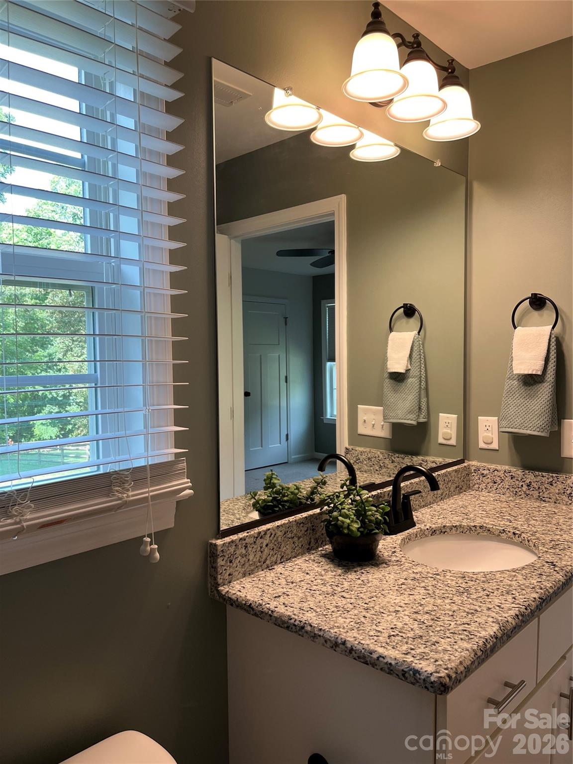 188 W Church Street — Mocksville