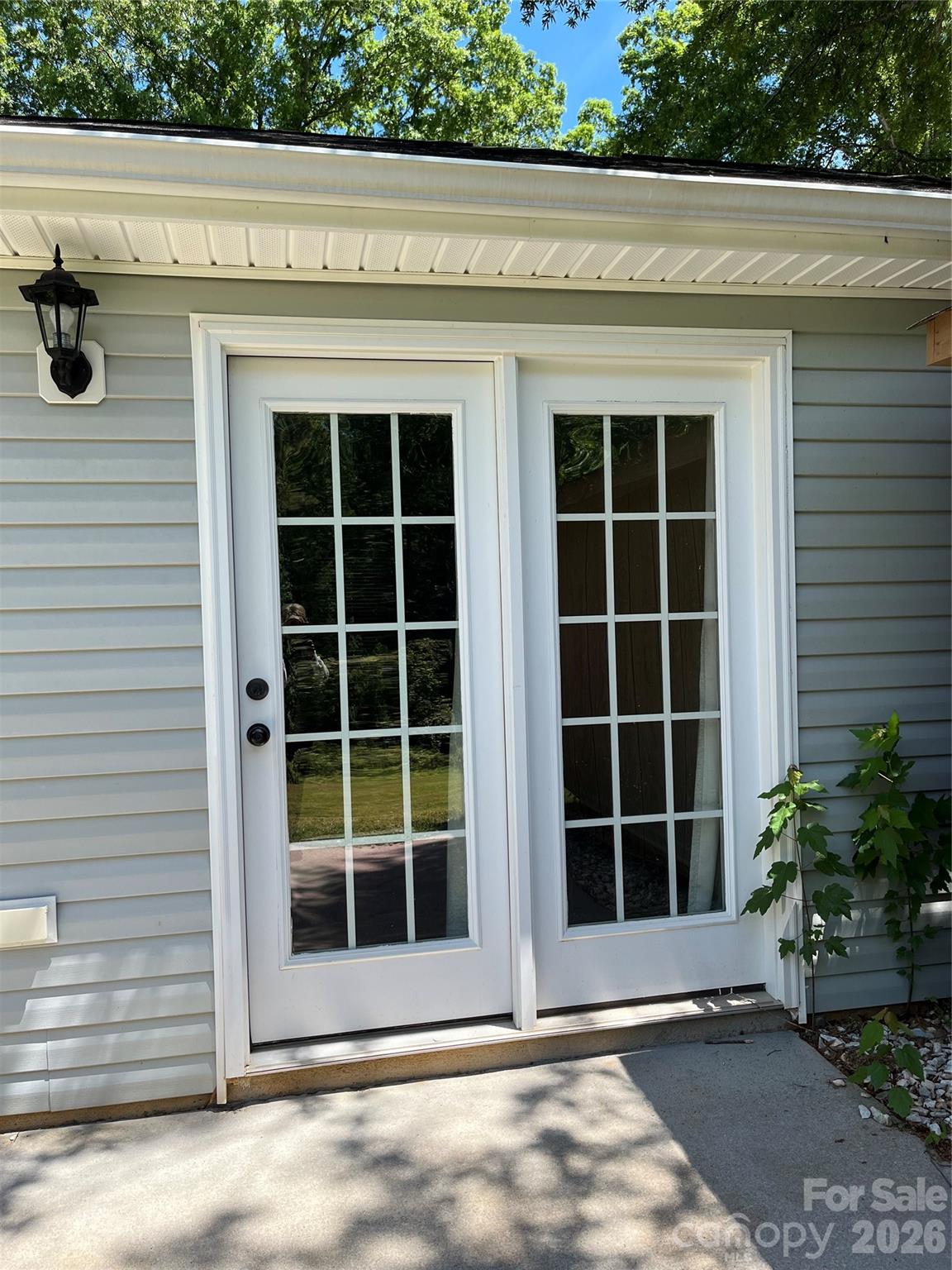 188 W Church Street — Mocksville