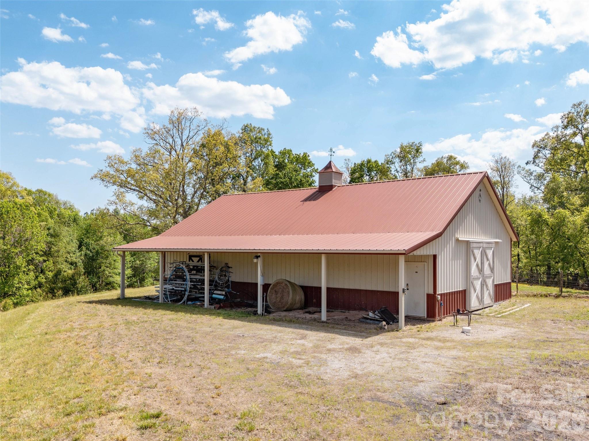 154 High Pasture Trail — Mills River