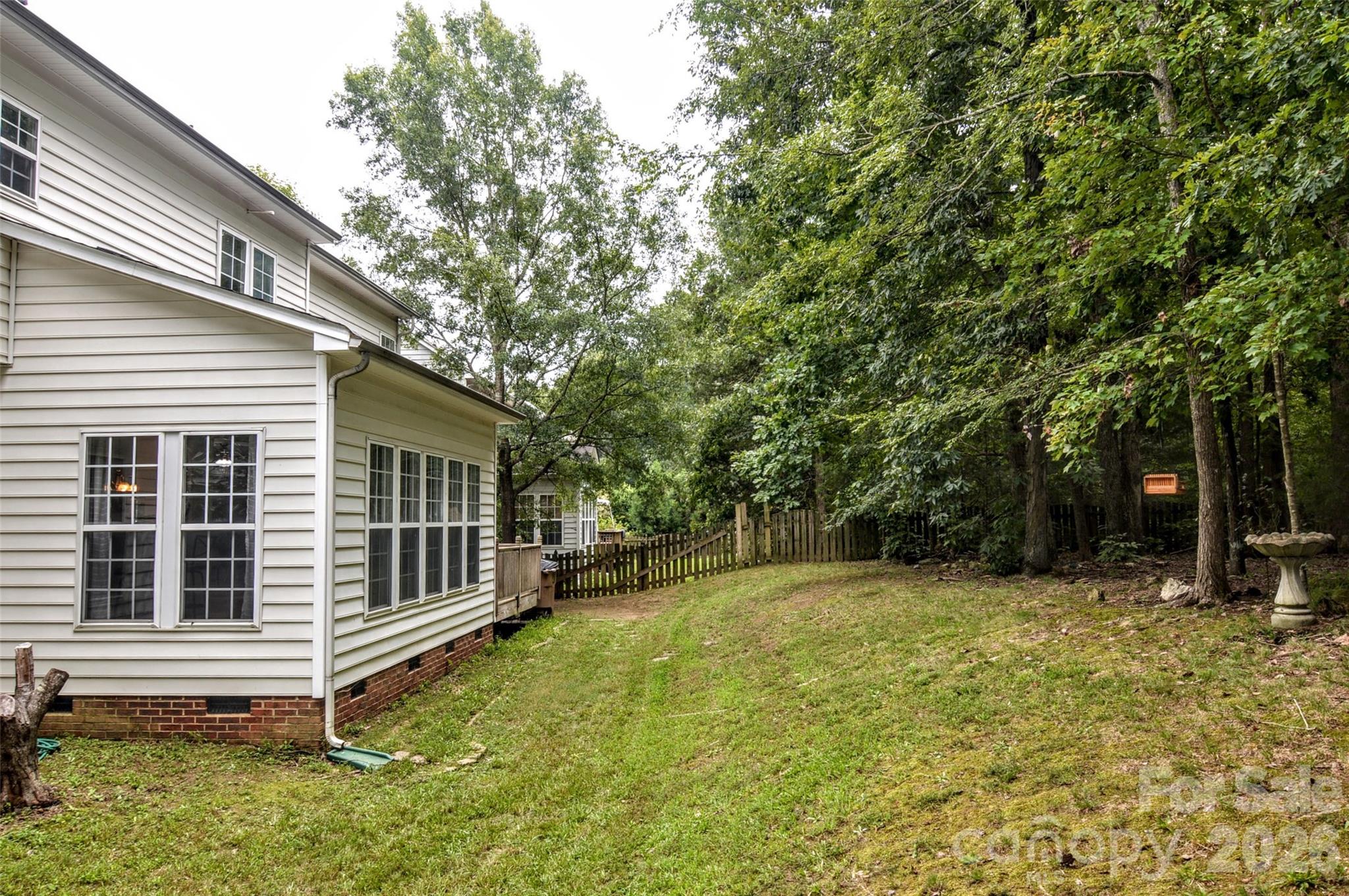 2035 Hollyhedge Lane — Indian Trail