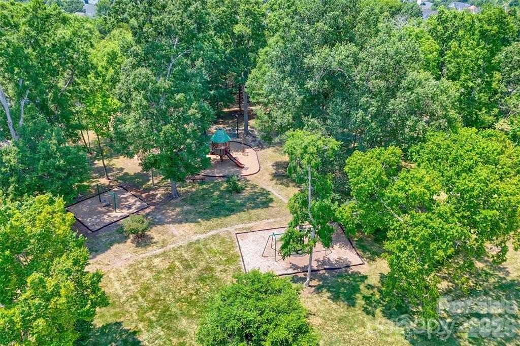 2035 Hollyhedge Lane — Indian Trail