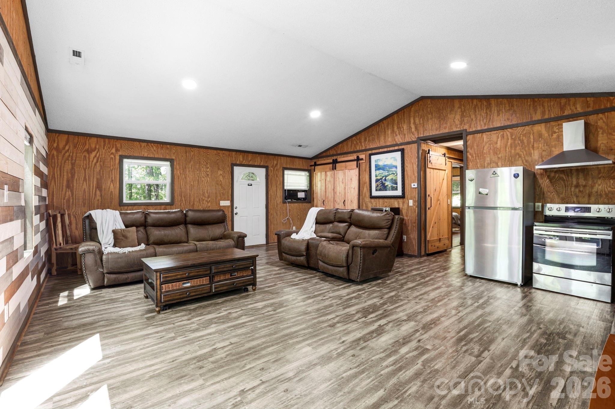 521 Lake Falls Road — Hendersonville