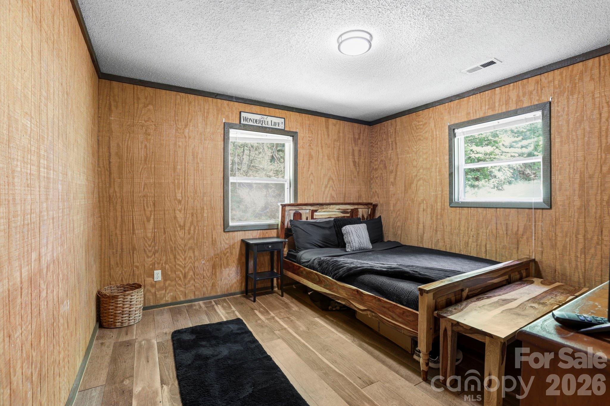 521 Lake Falls Road — Hendersonville