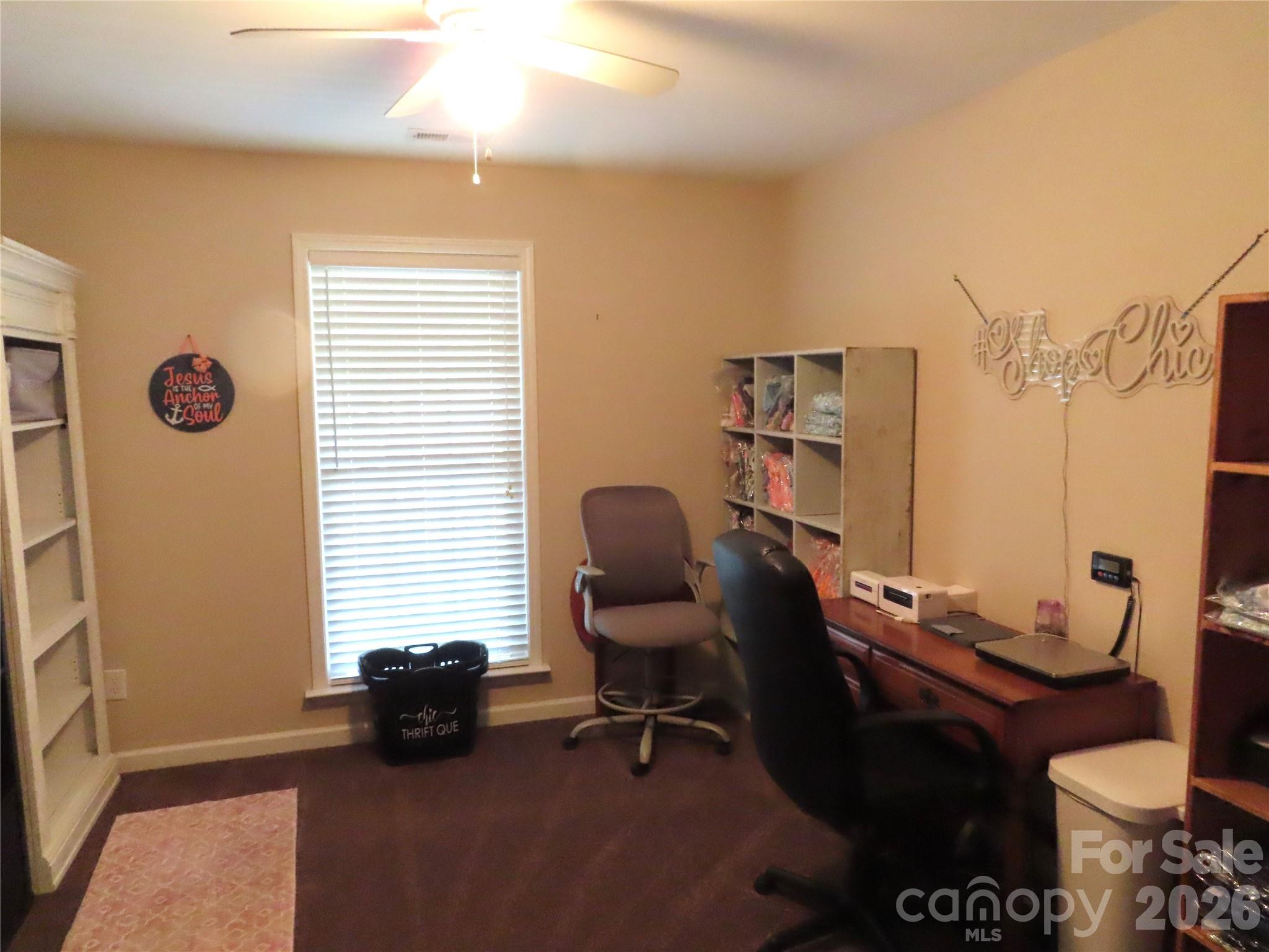 300 Tradewinds Lane — York