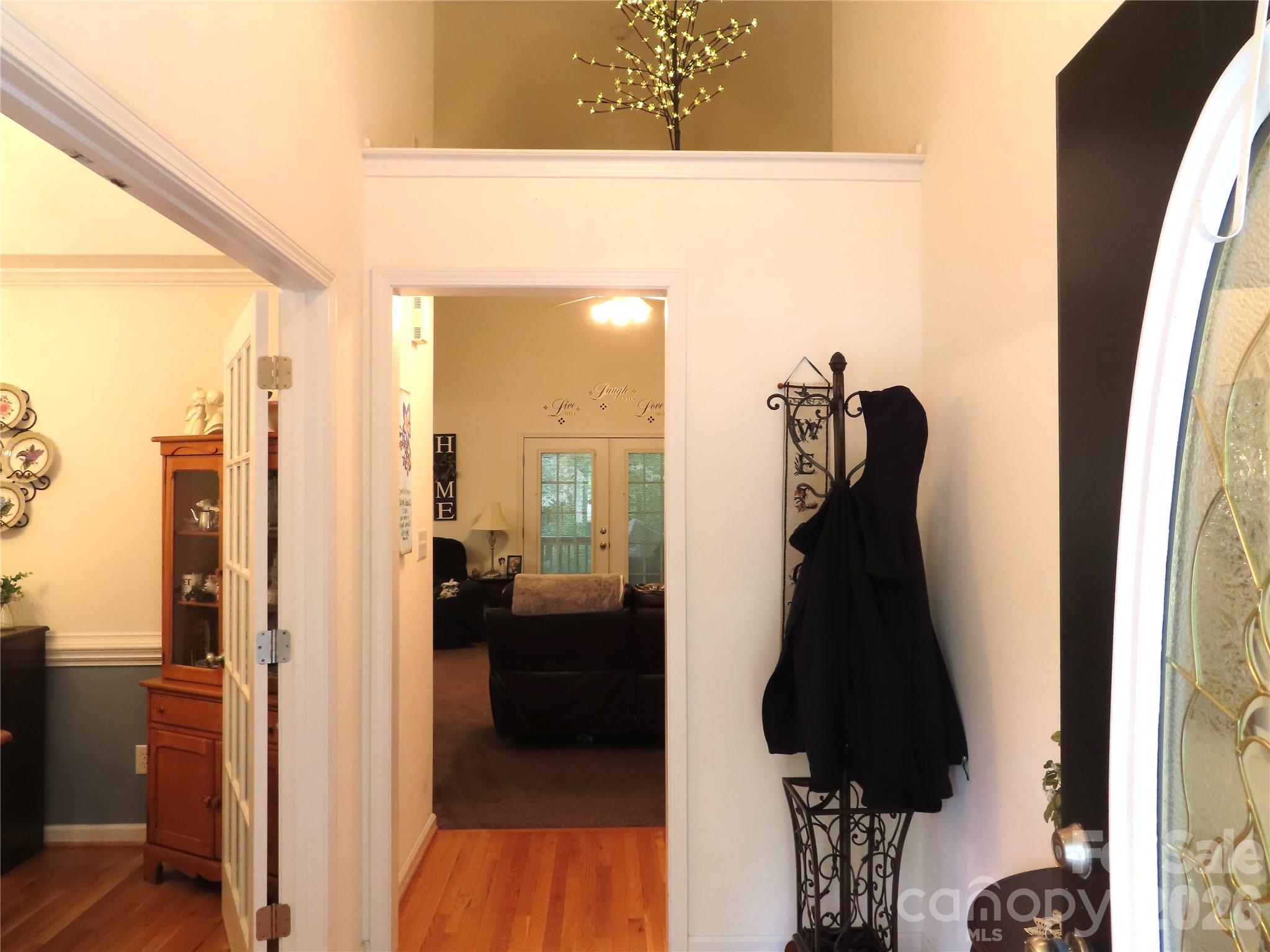 300 Tradewinds Lane — York