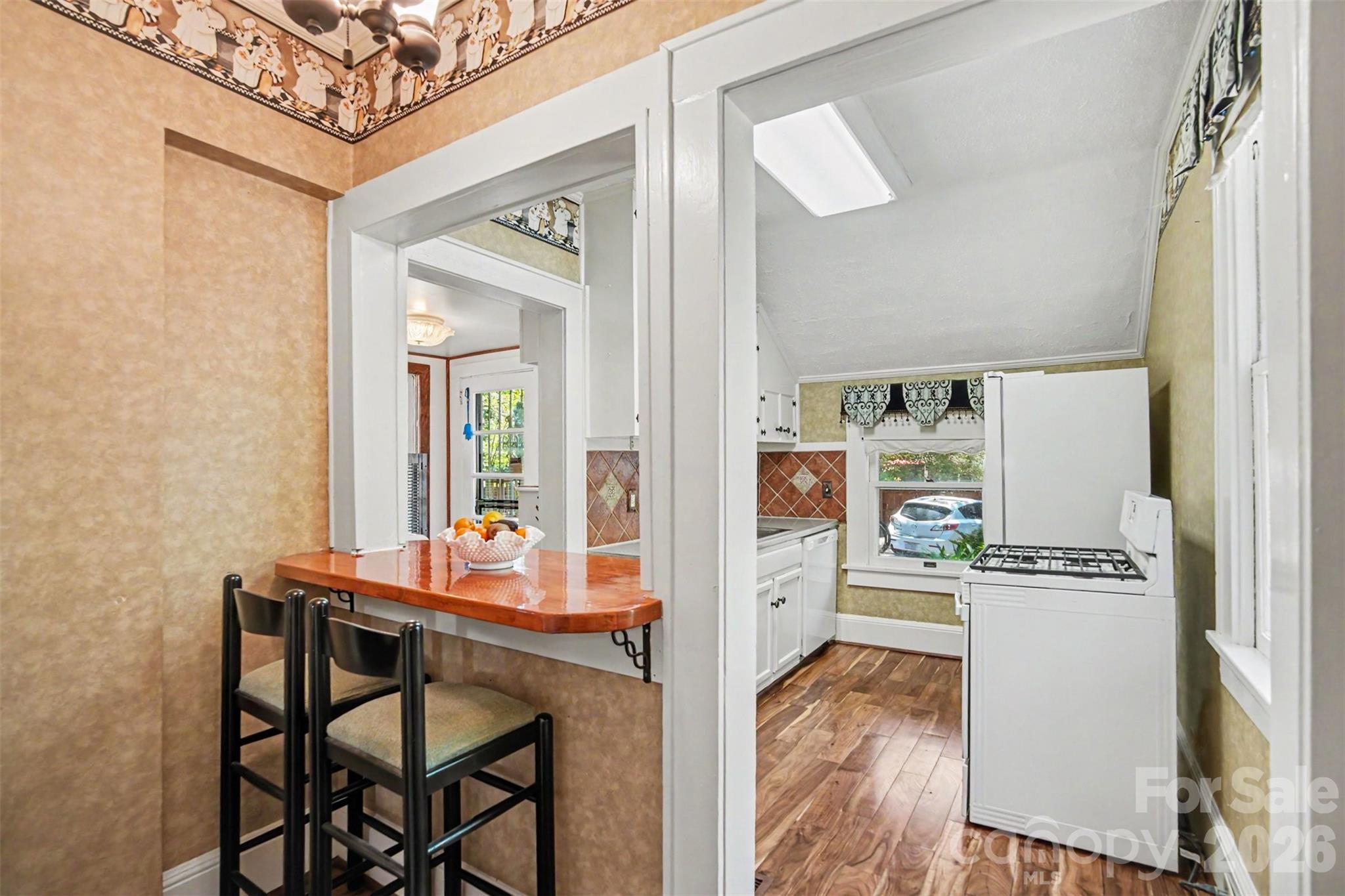 415 W 5th Avenue — Gastonia
