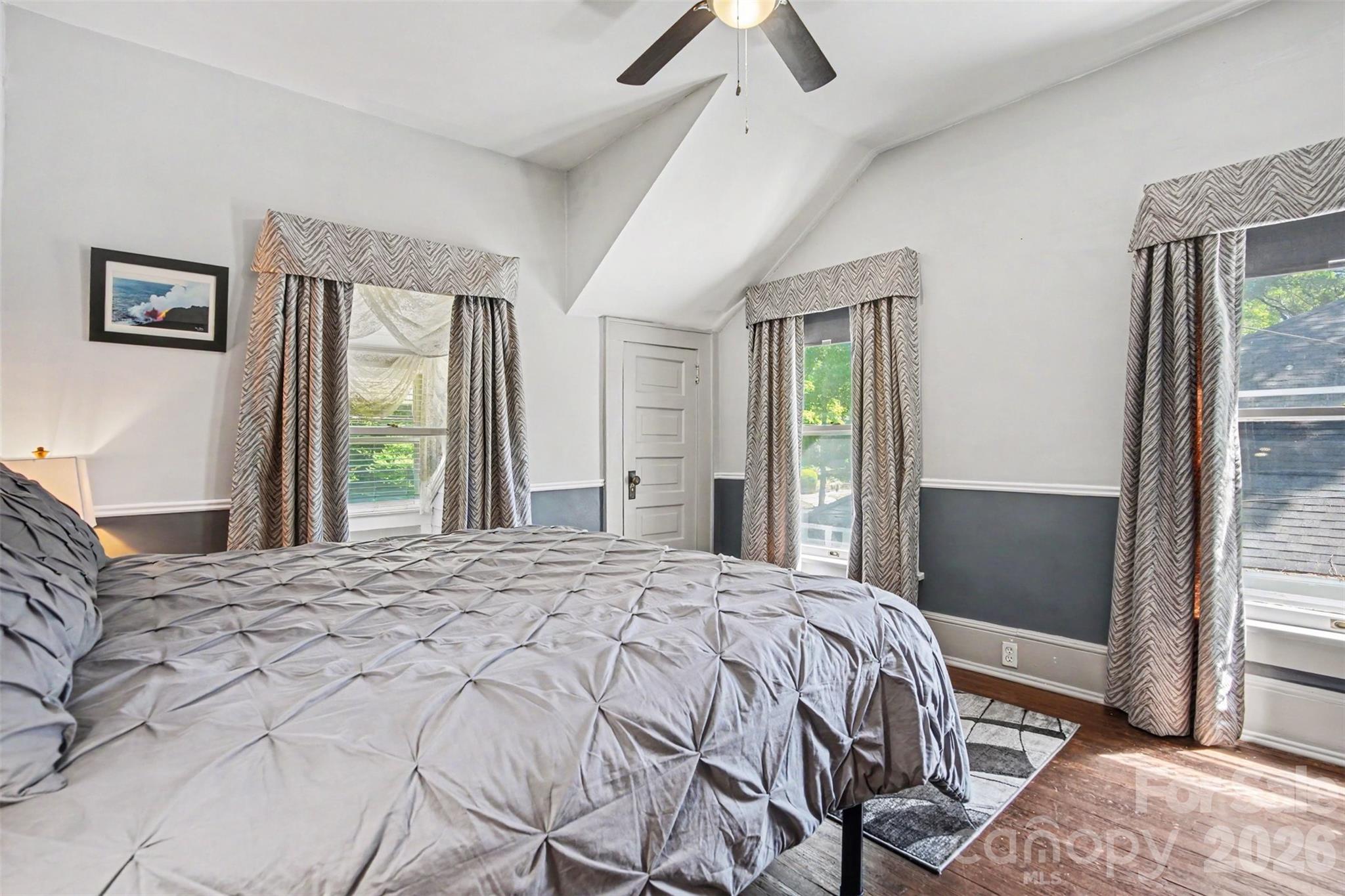 415 W 5th Avenue — Gastonia