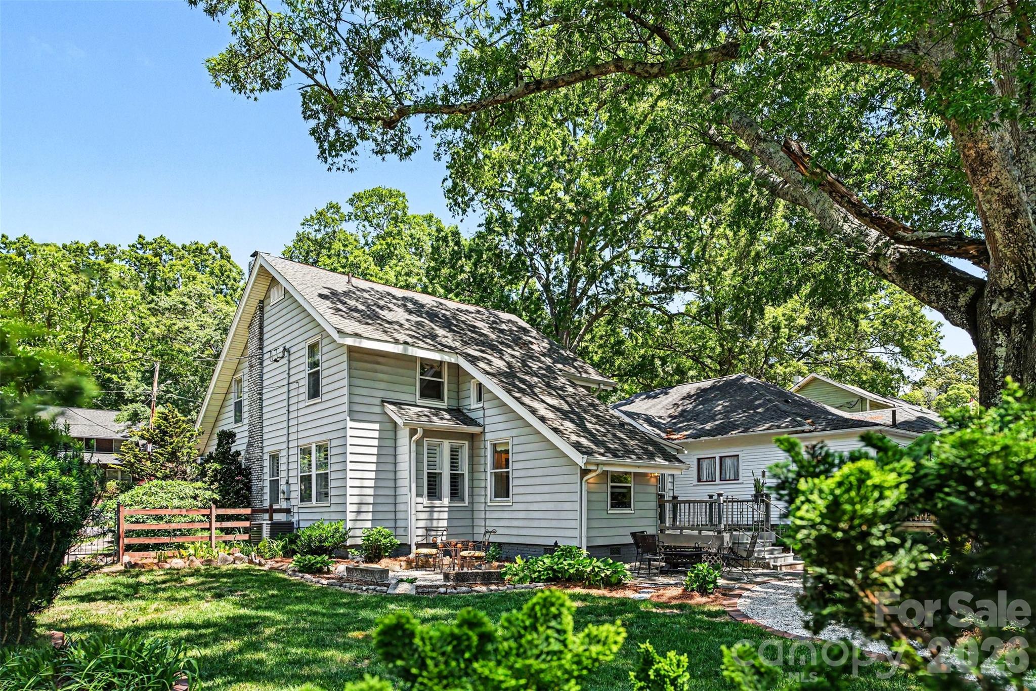 415 W 5th Avenue — Gastonia
