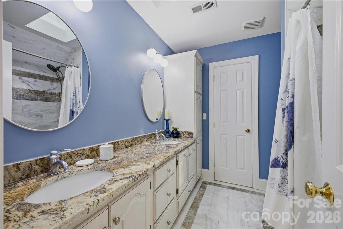 3726 Surry Ridge Court — Charlotte