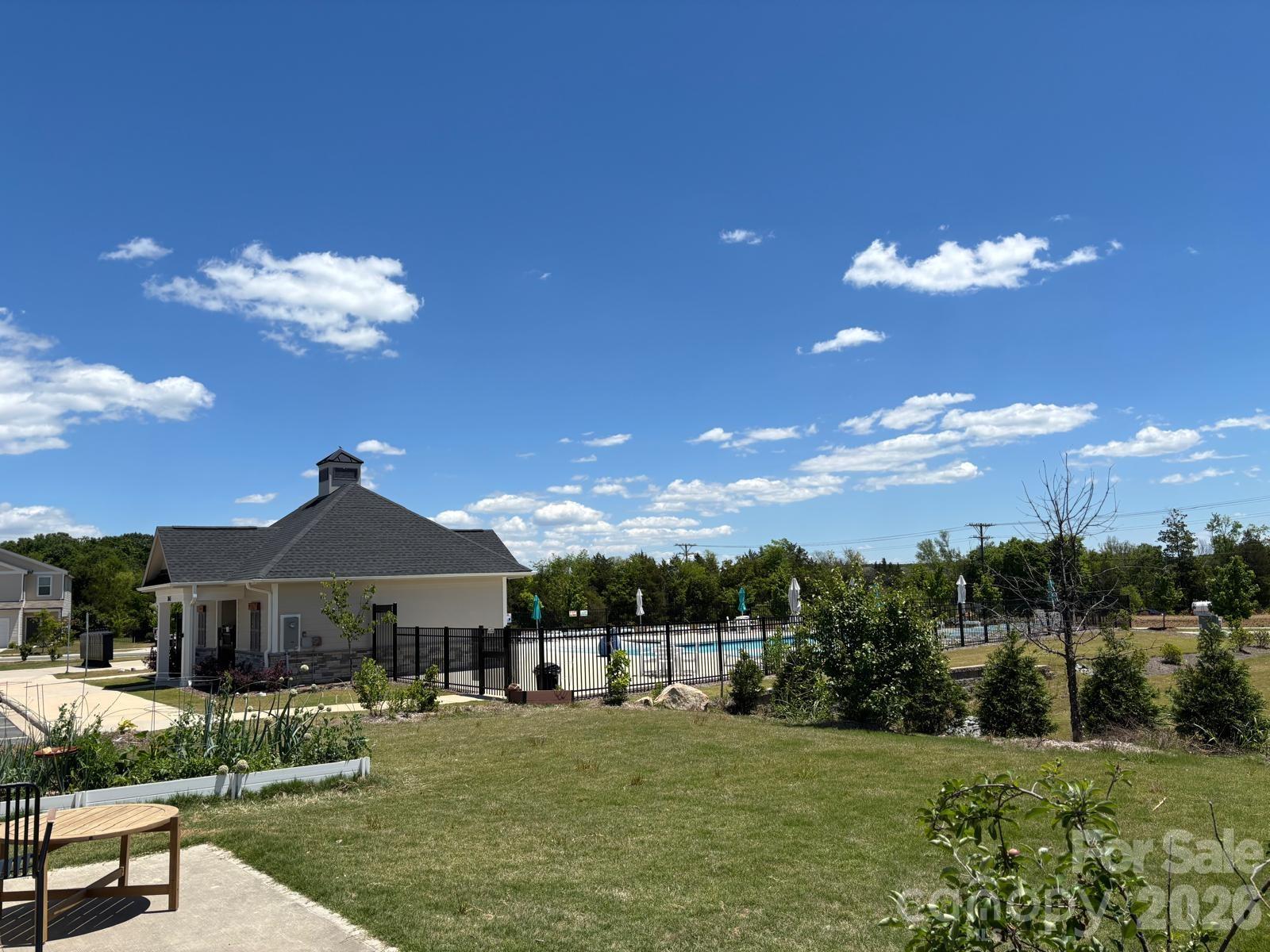 3057 Bell Spur Avenue SW — Concord