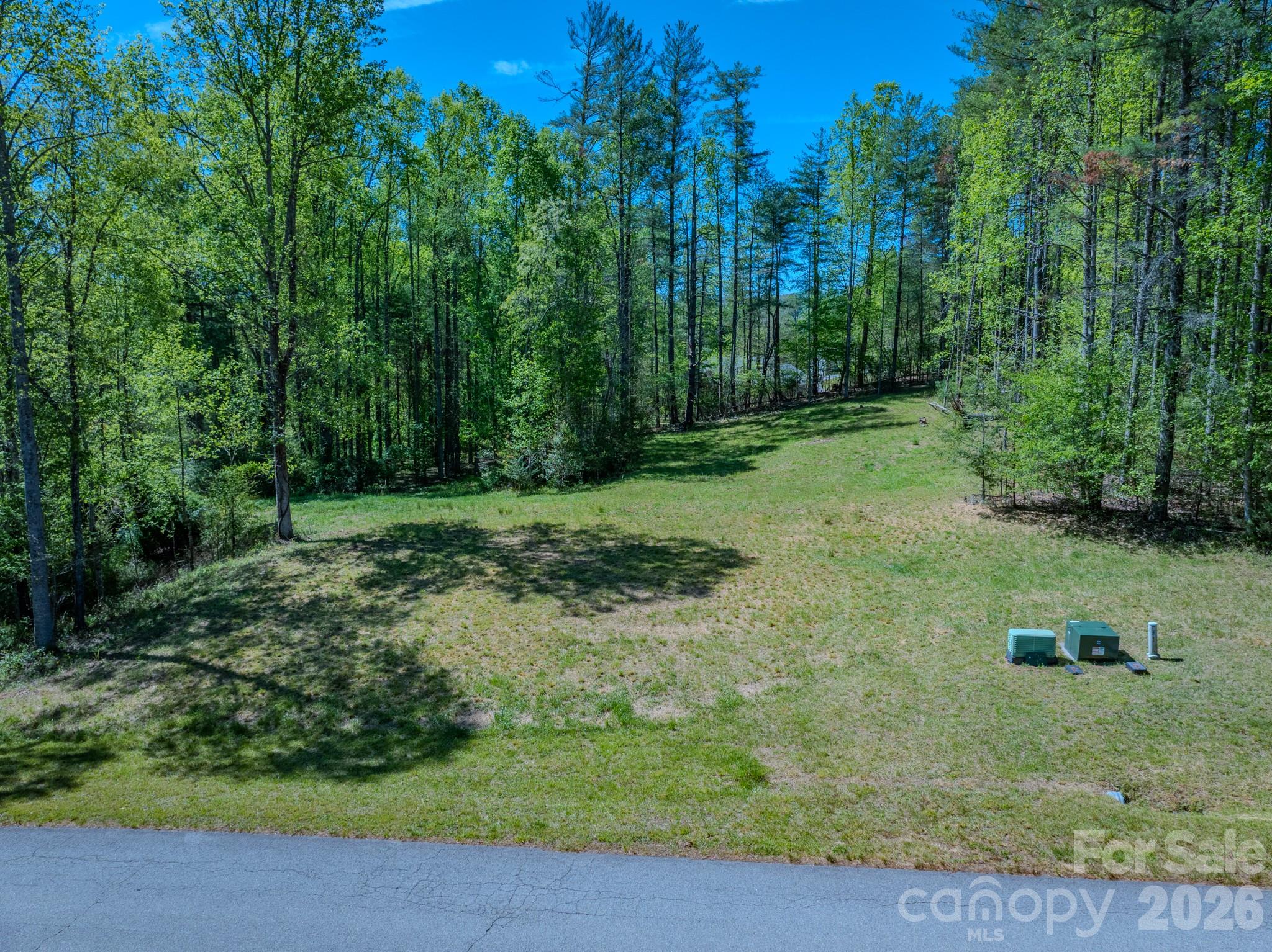 92 Crystal Heights Drive — Hendersonville