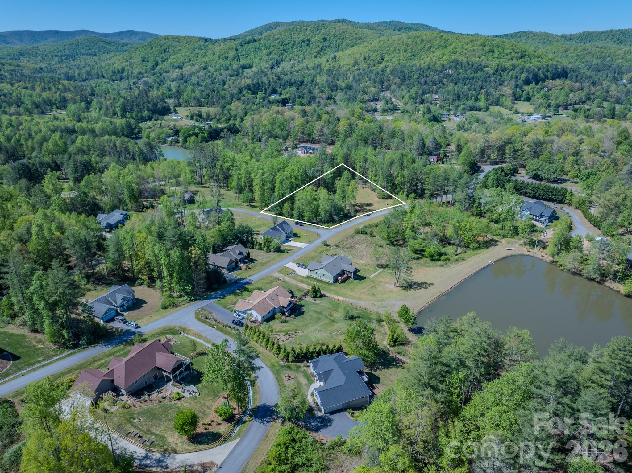 92 Crystal Heights Drive — Hendersonville