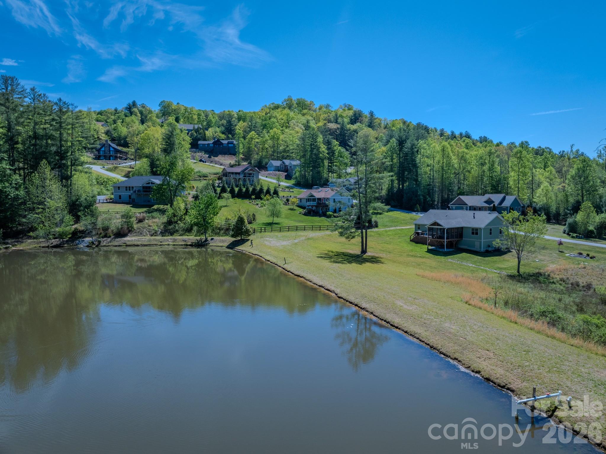 92 Crystal Heights Drive — Hendersonville