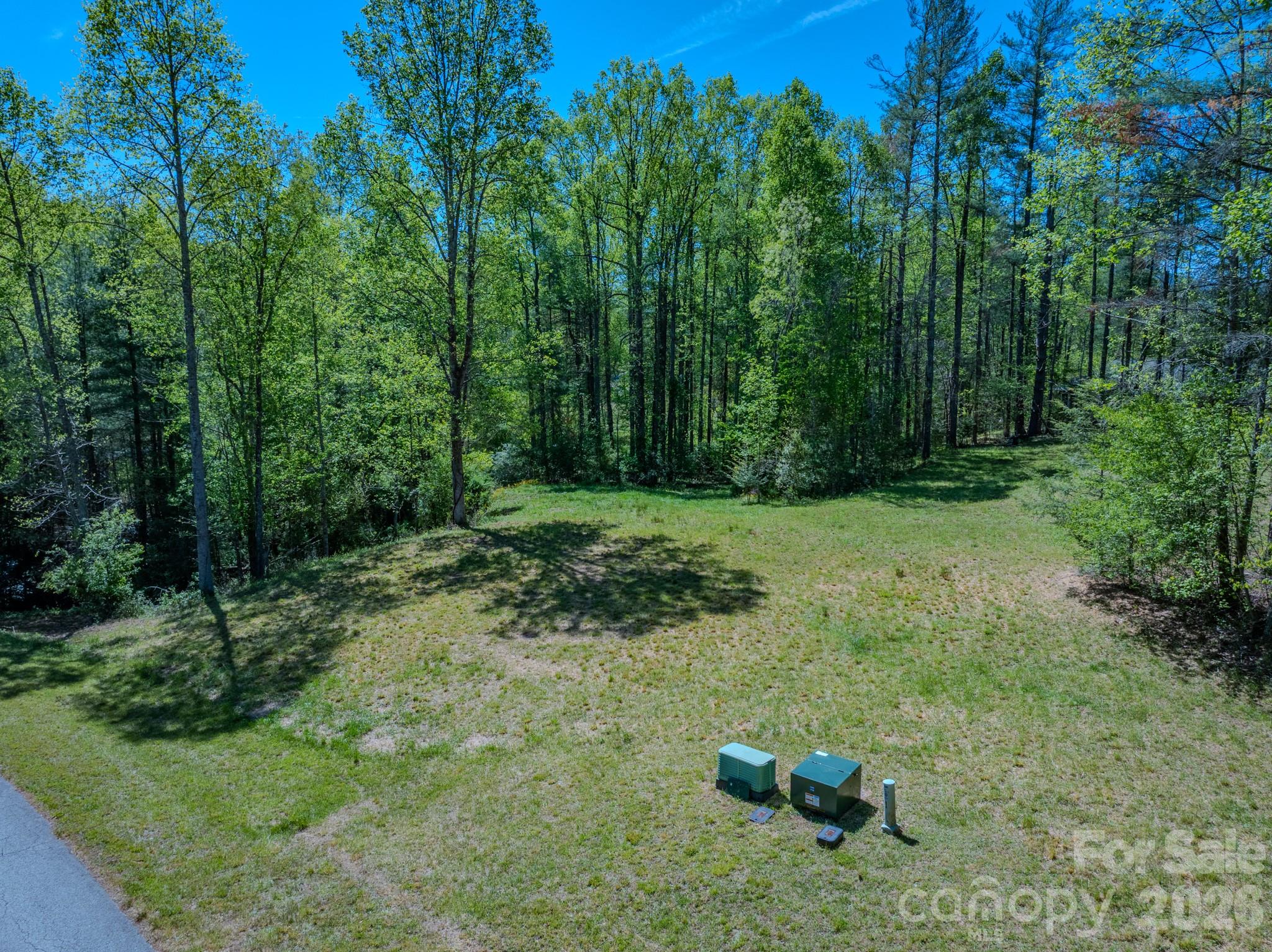 92 Crystal Heights Drive — Hendersonville
