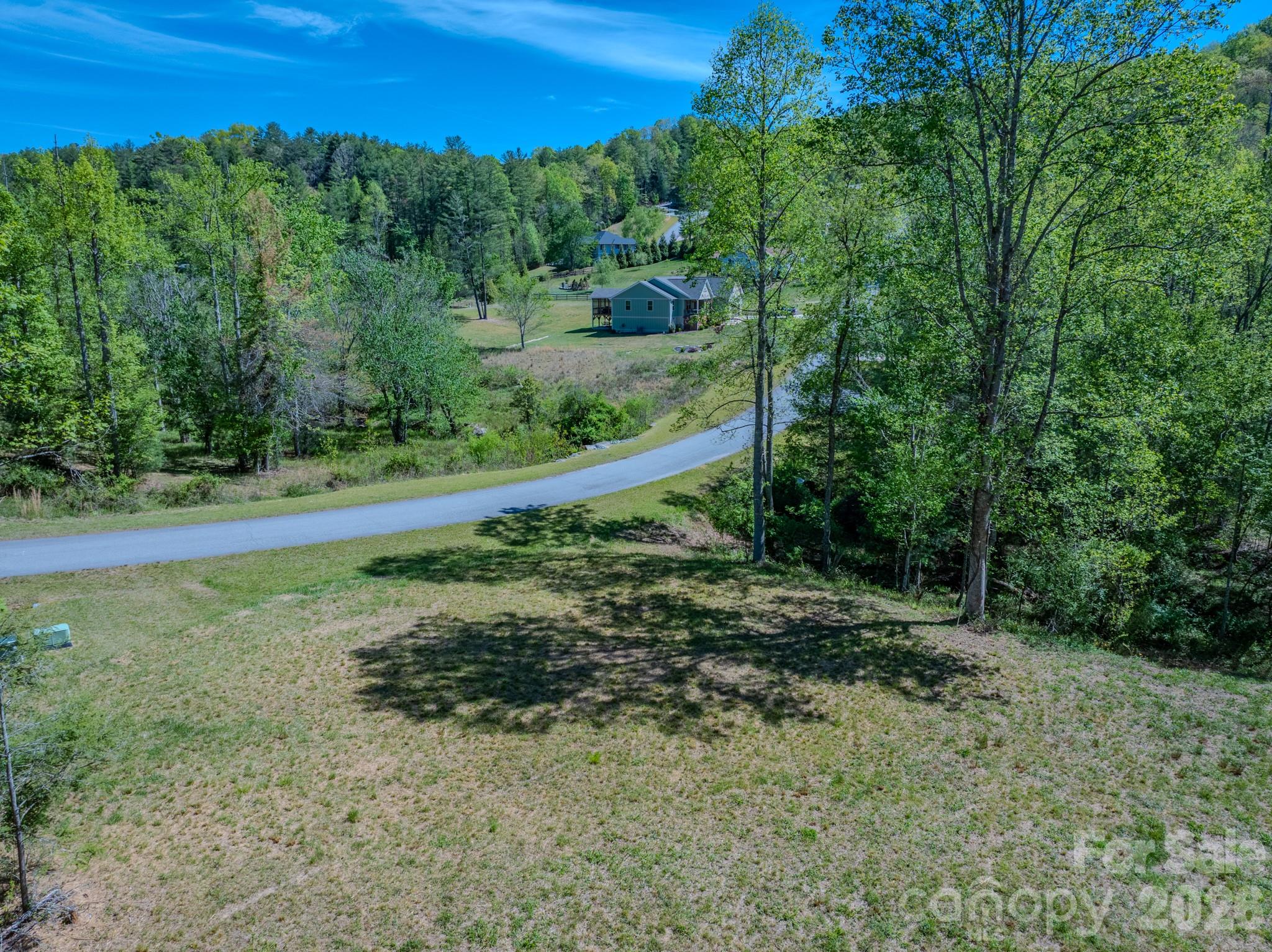 92 Crystal Heights Drive — Hendersonville