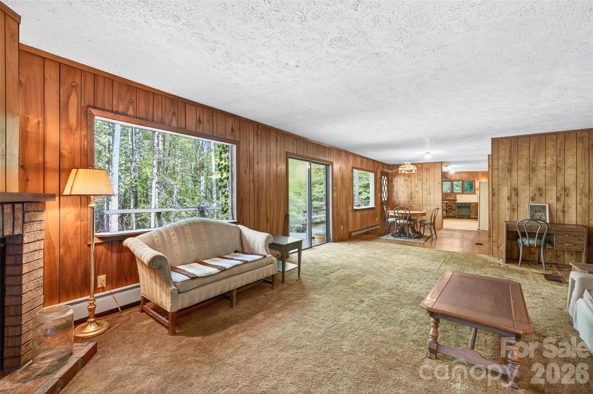 451 Signal Tree Road — Deep Gap