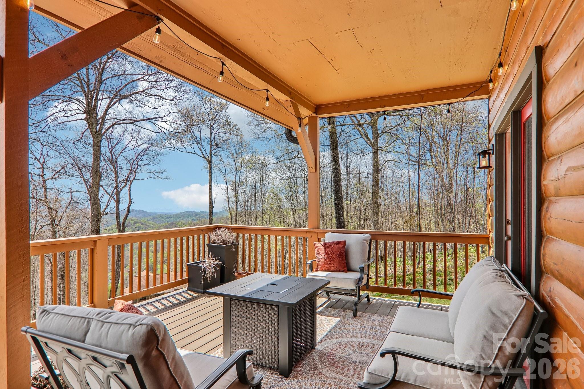 186 Cottage Lane — Mars Hill