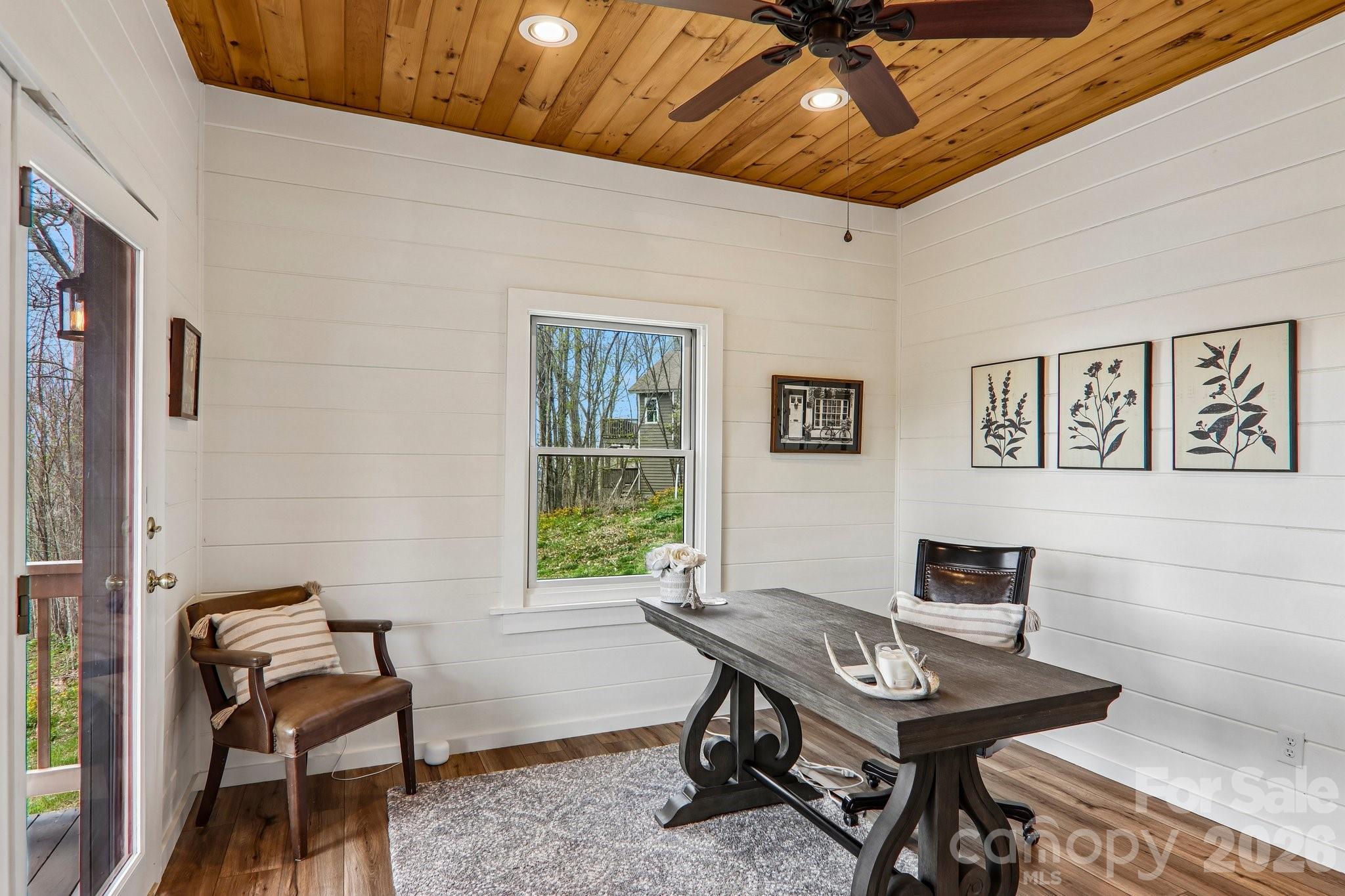 186 Cottage Lane — Mars Hill