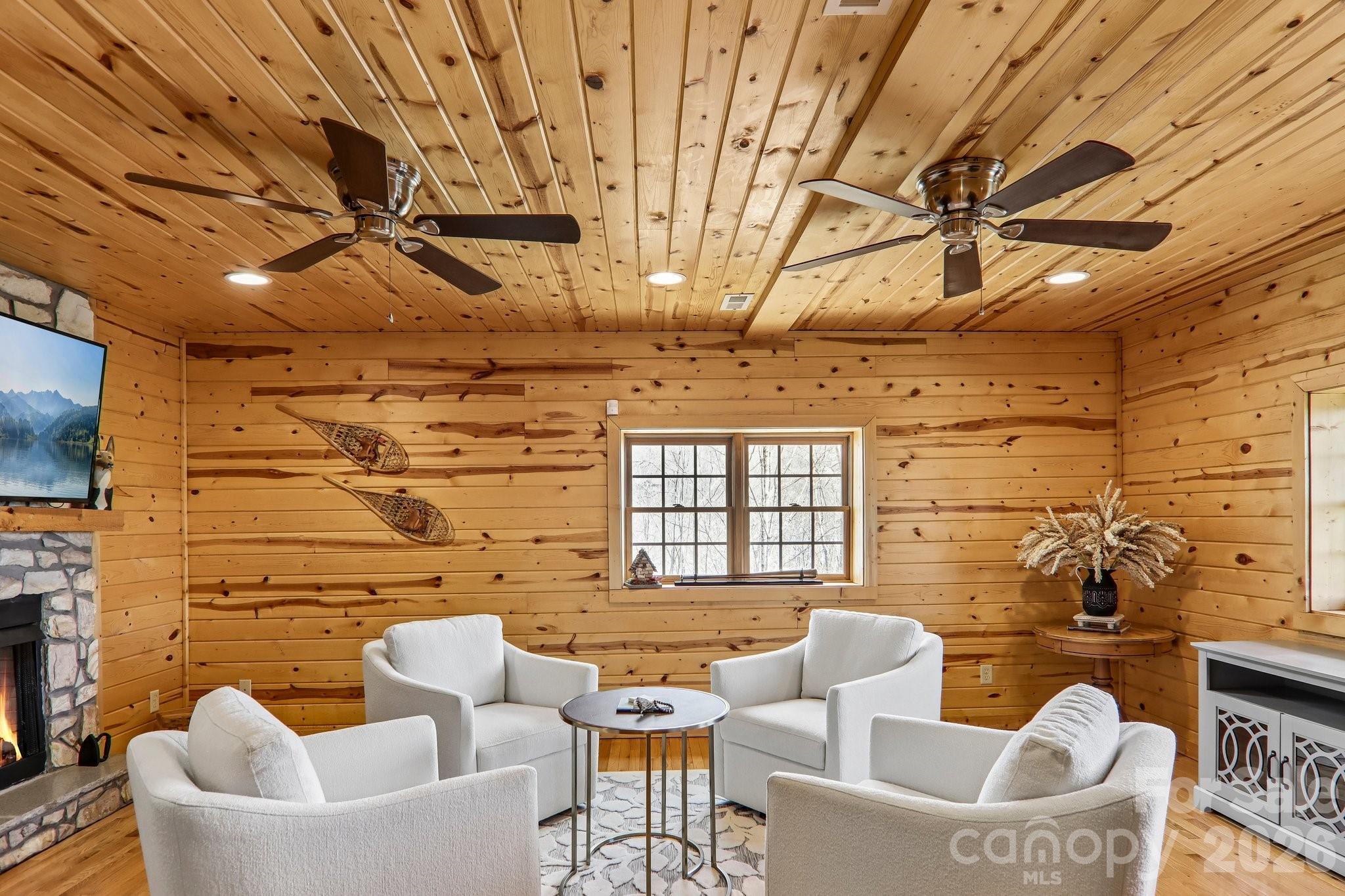186 Cottage Lane — Mars Hill