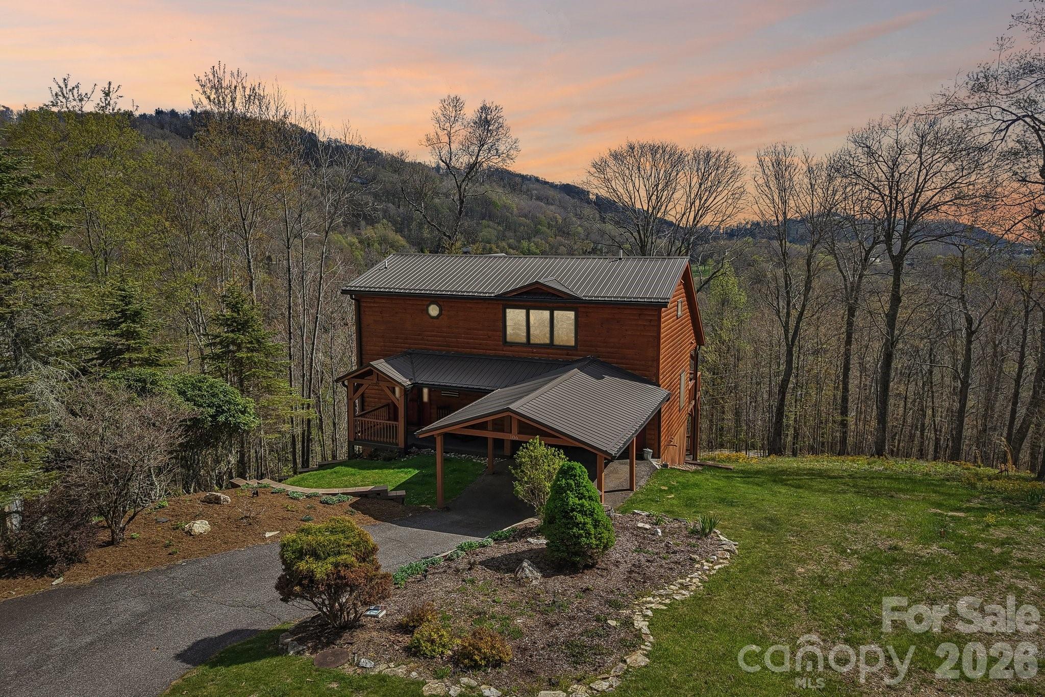 186 Cottage Lane — Mars Hill