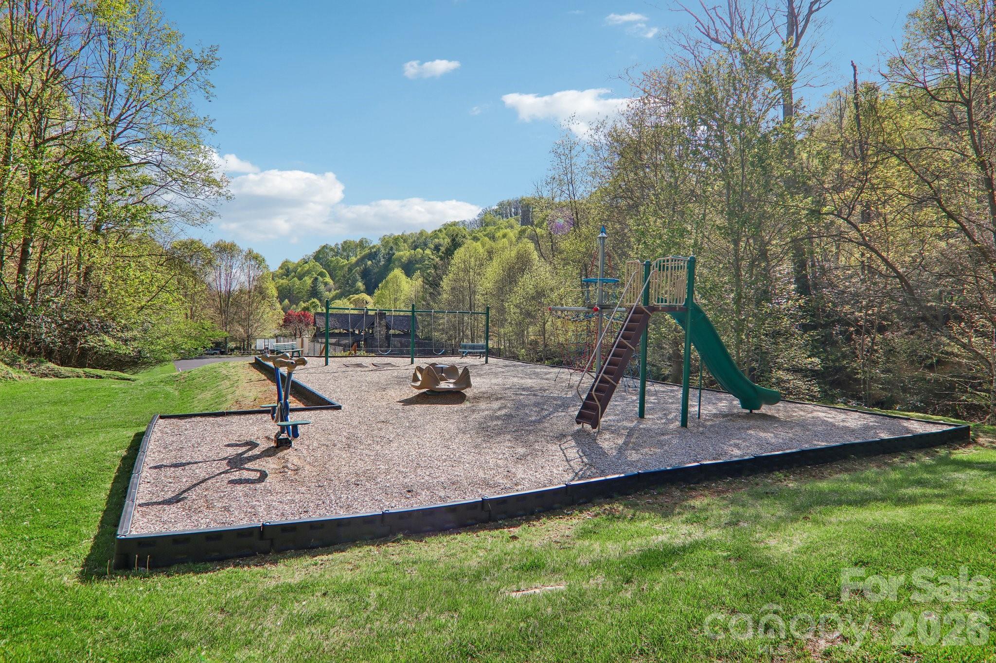 186 Cottage Lane — Mars Hill