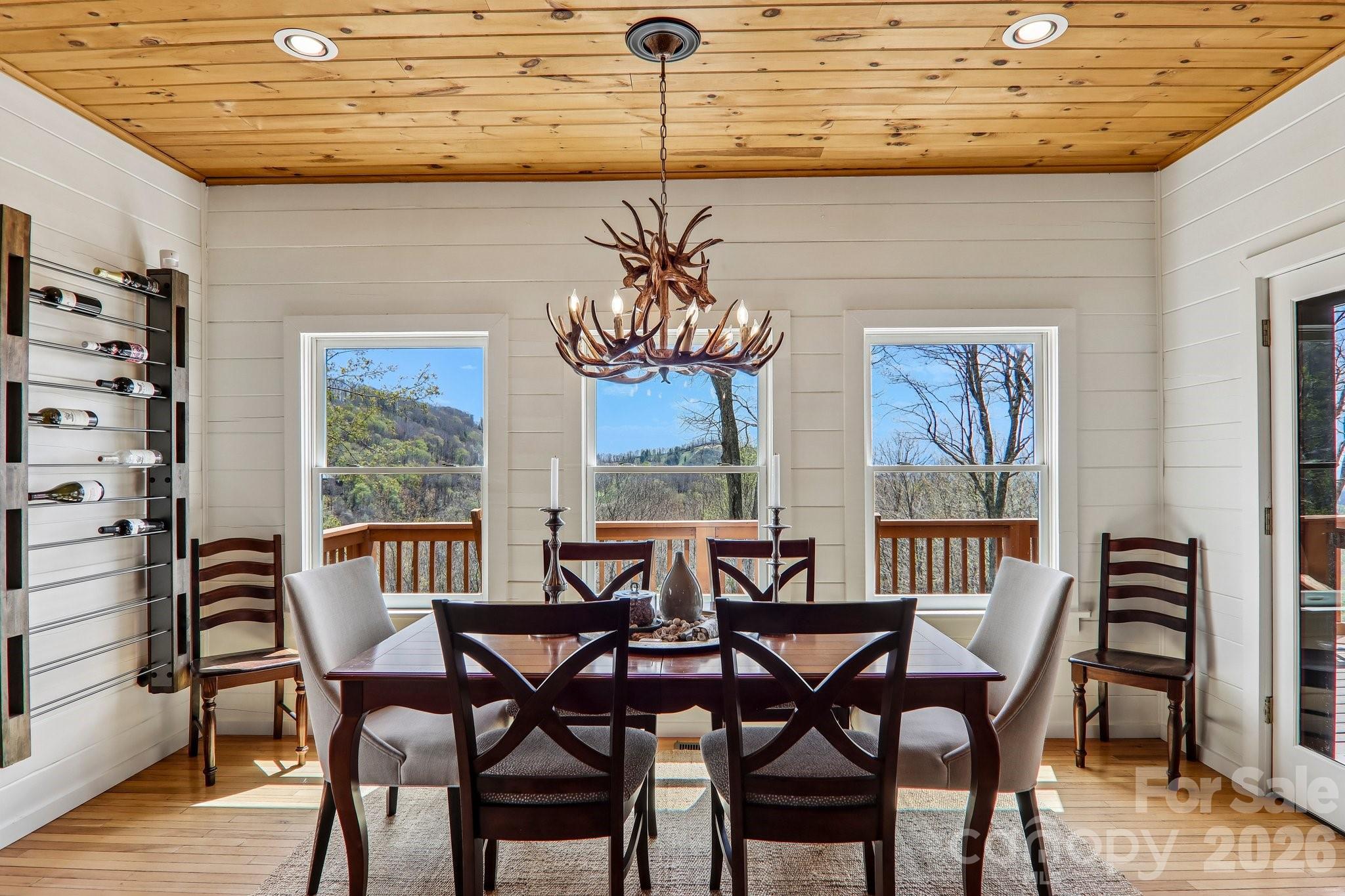 186 Cottage Lane — Mars Hill