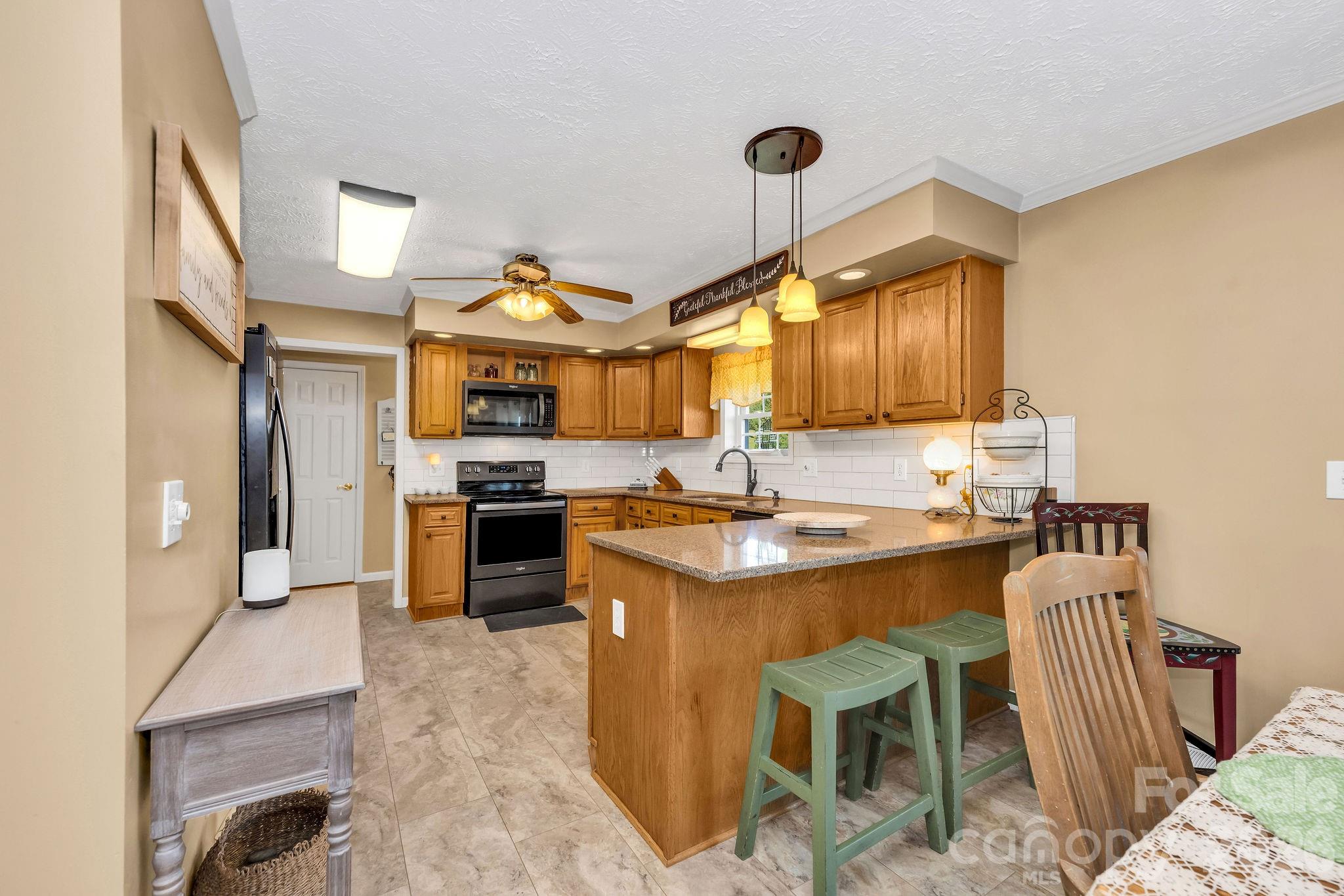 461 Doctors Street — Sparta