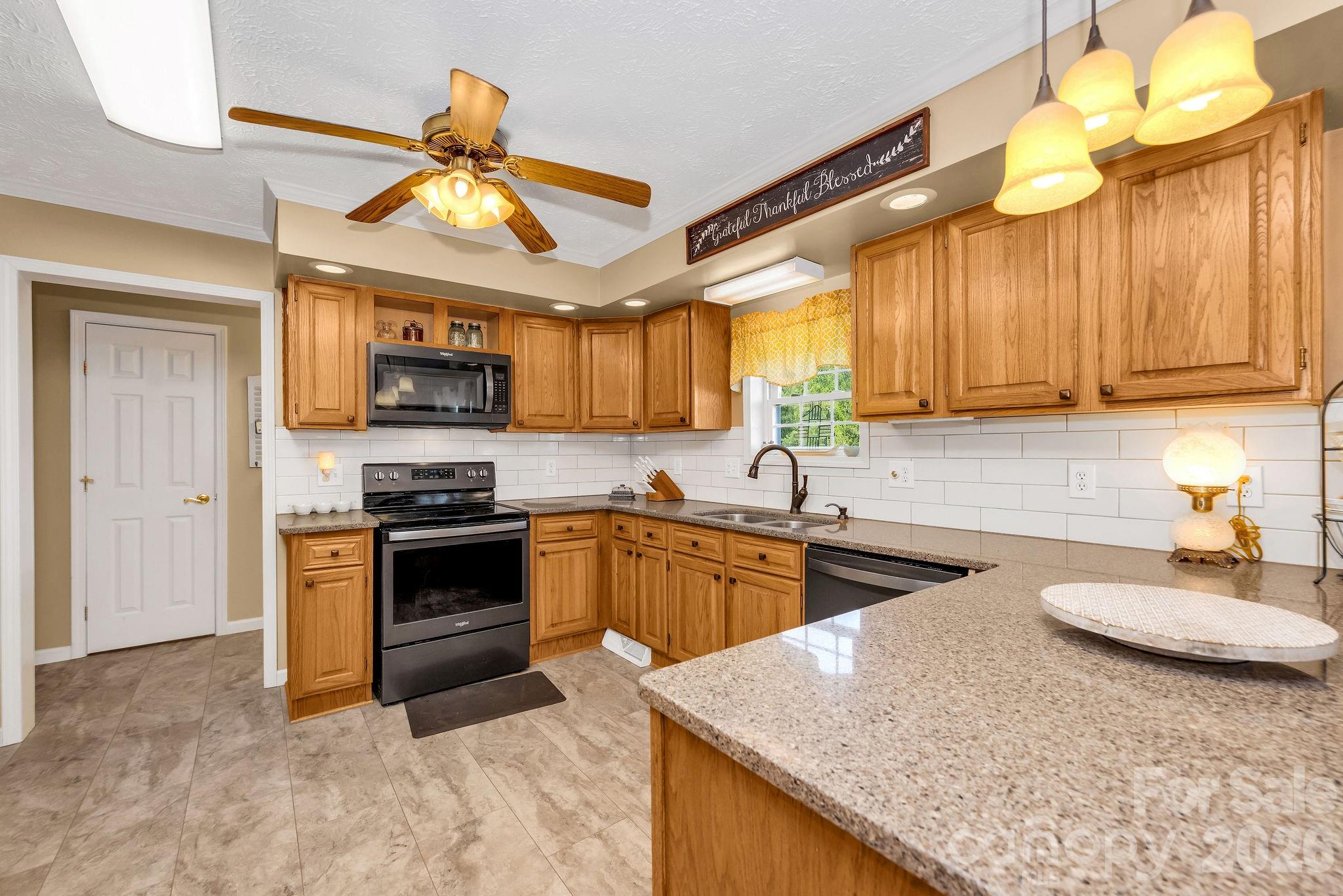 461 Doctors Street — Sparta