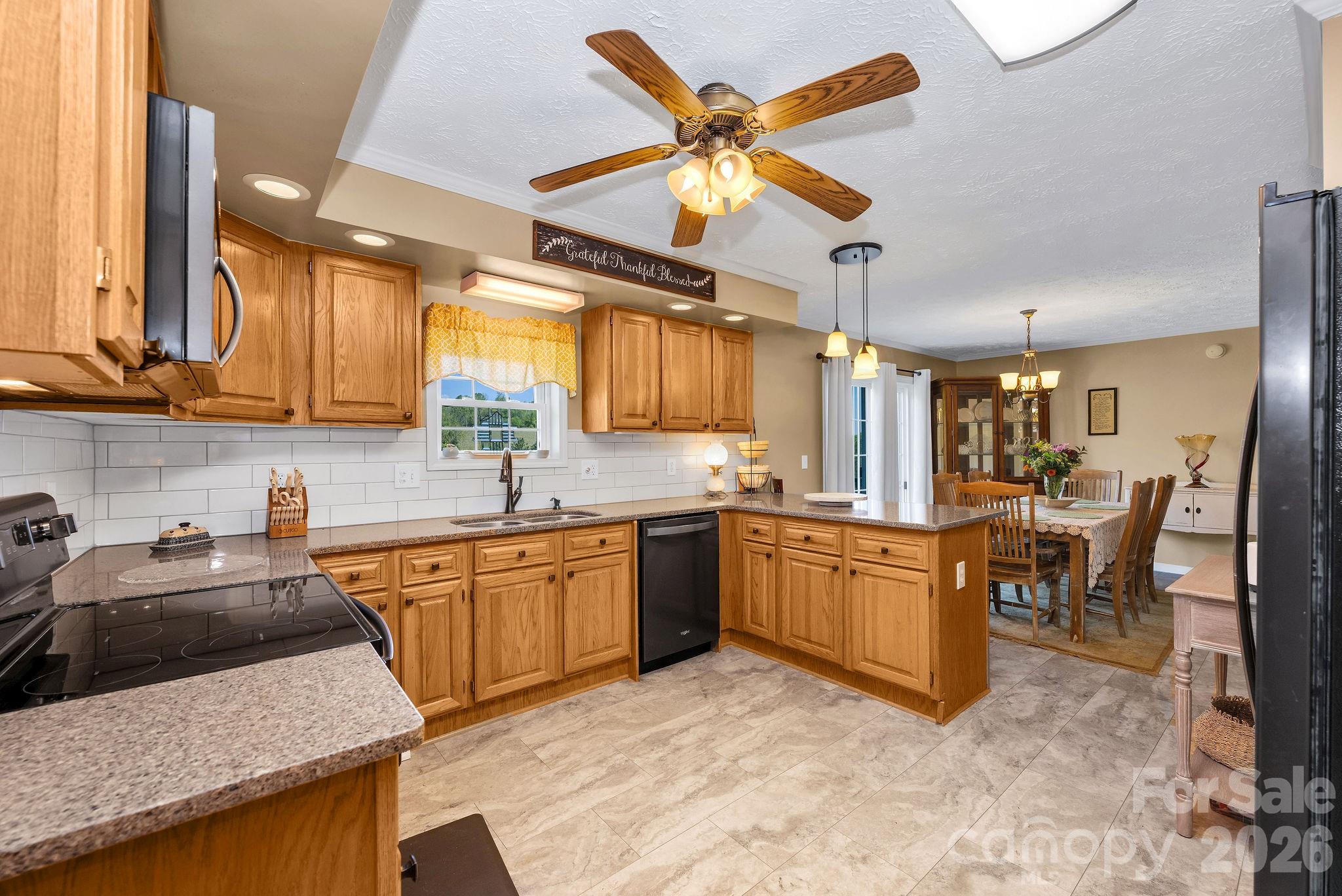 461 Doctors Street — Sparta