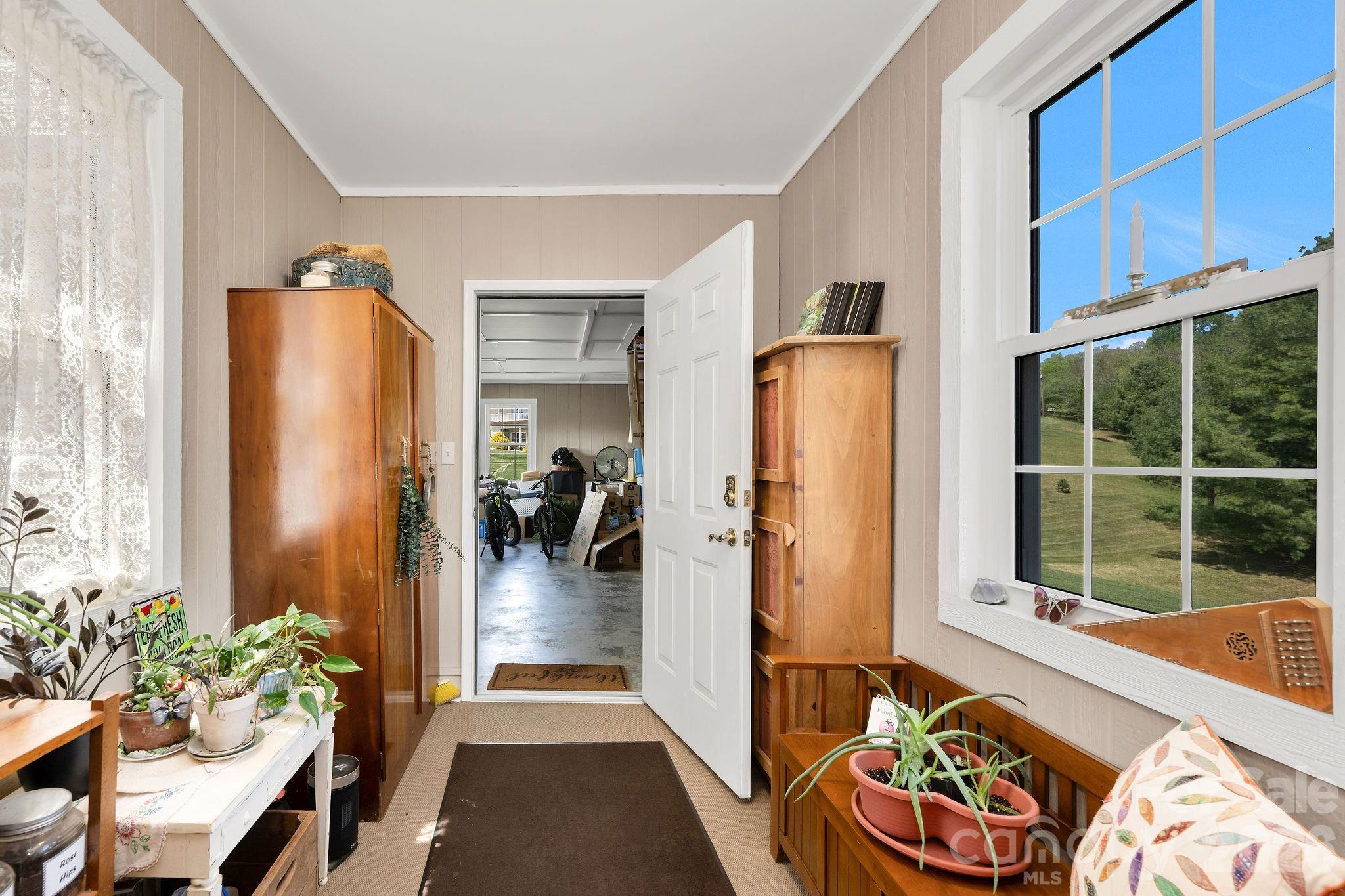 461 Doctors Street — Sparta