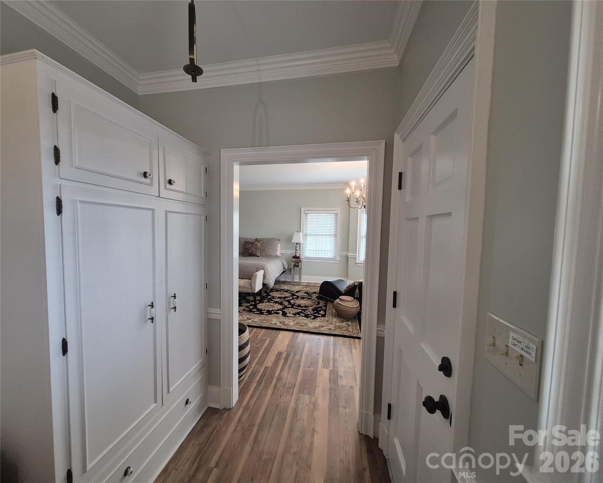 300 Cottonstone Lane — Troy