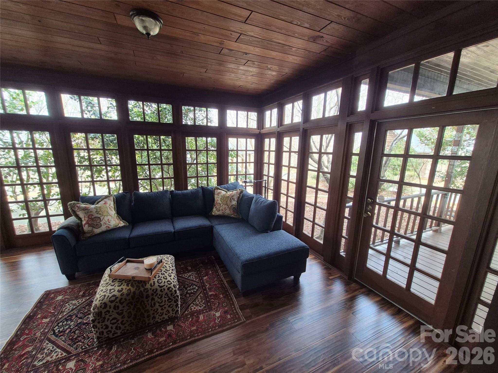 300 Cottonstone Lane — Troy