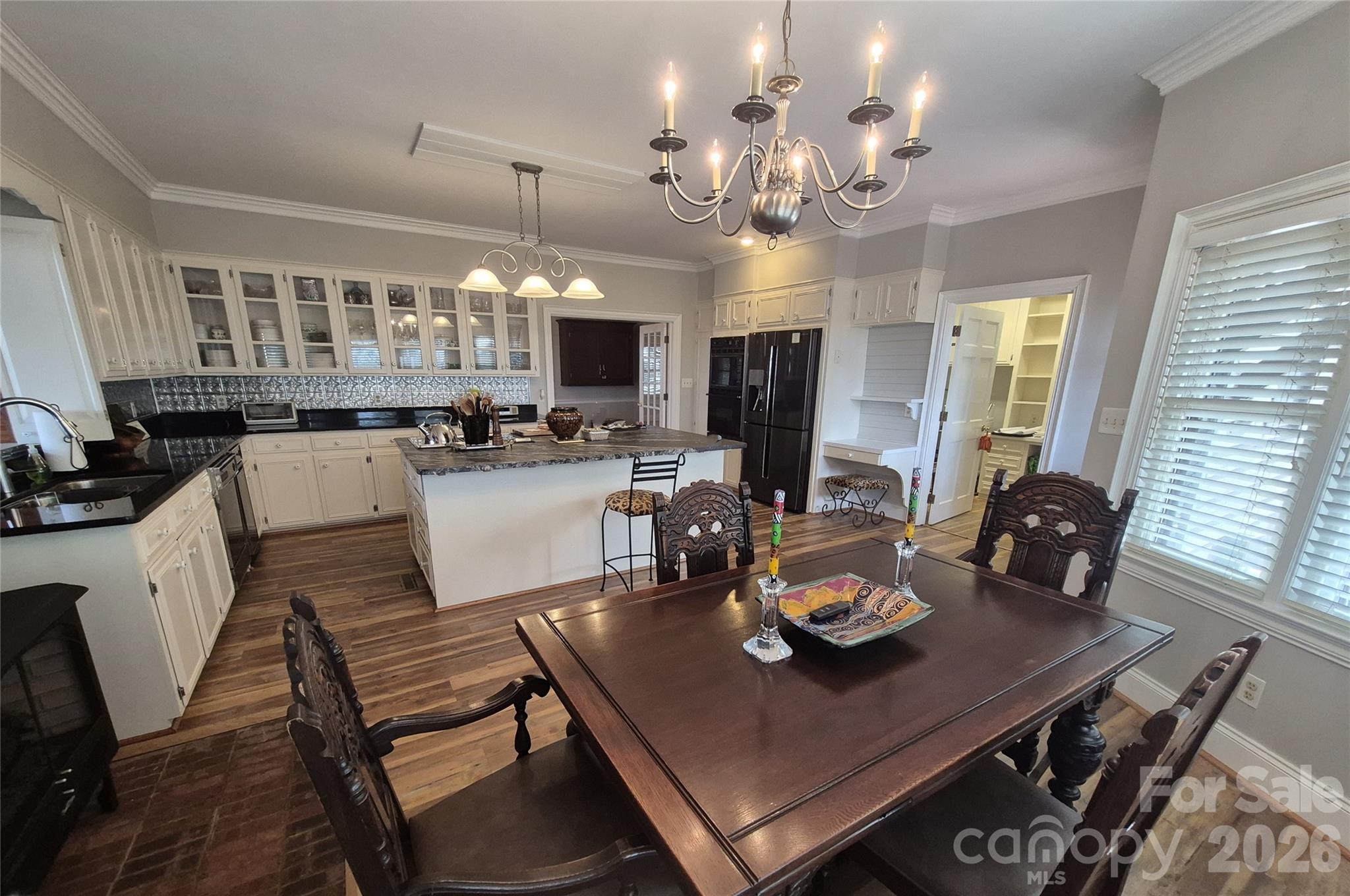 300 Cottonstone Lane — Troy