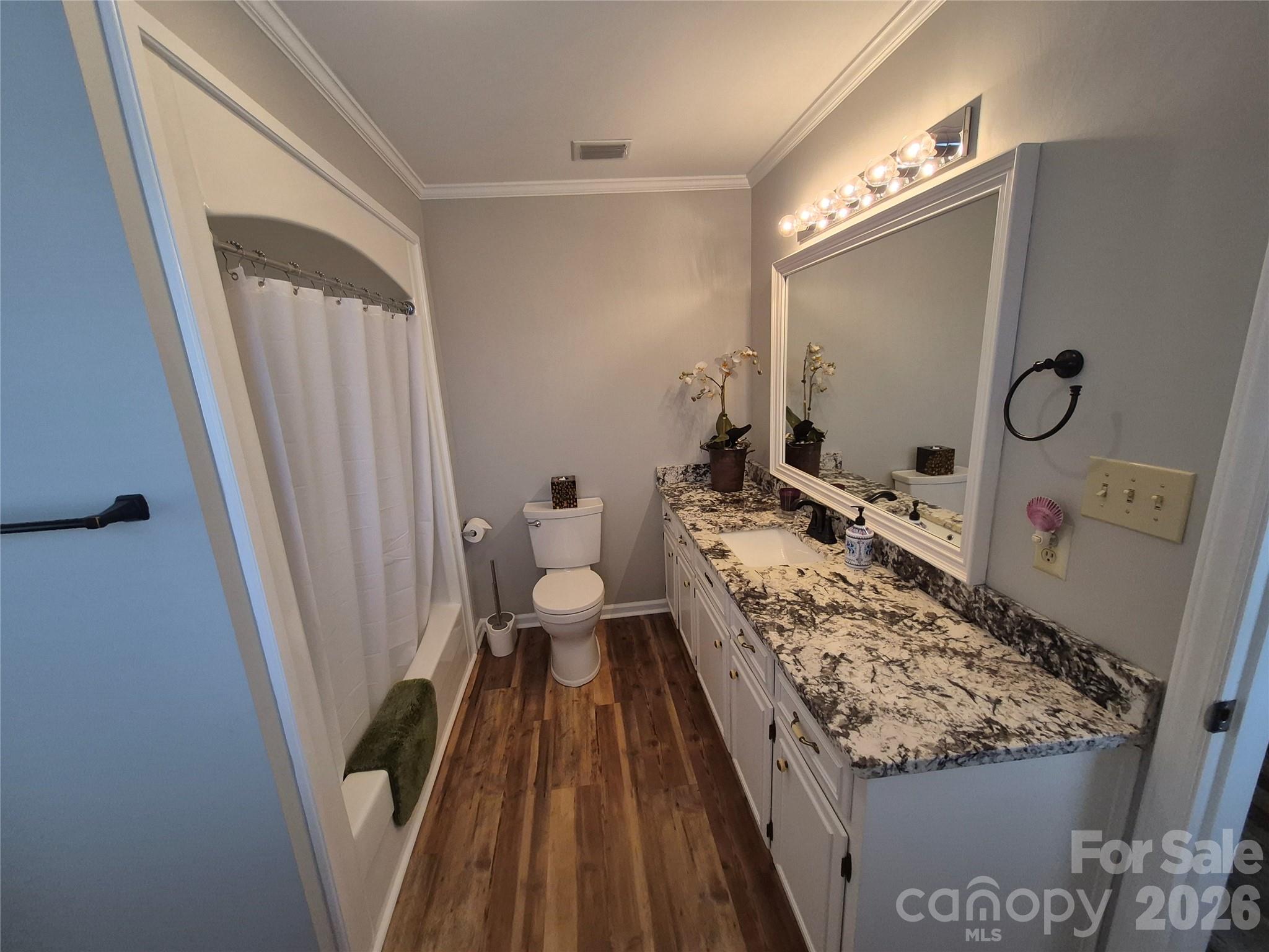 300 Cottonstone Lane — Troy