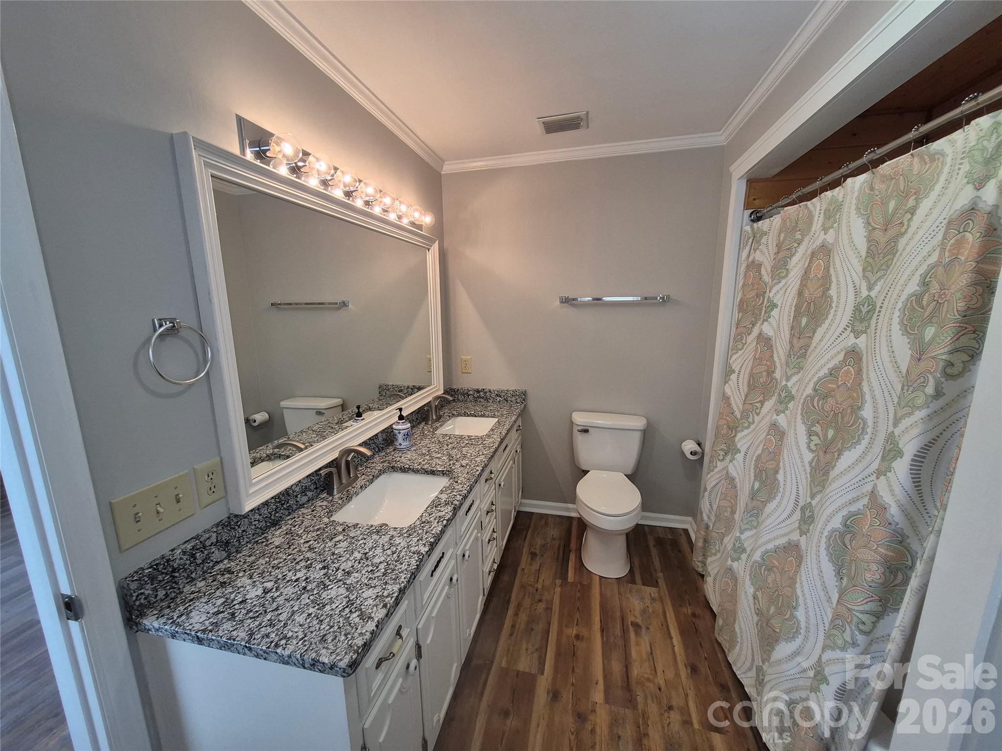300 Cottonstone Lane — Troy