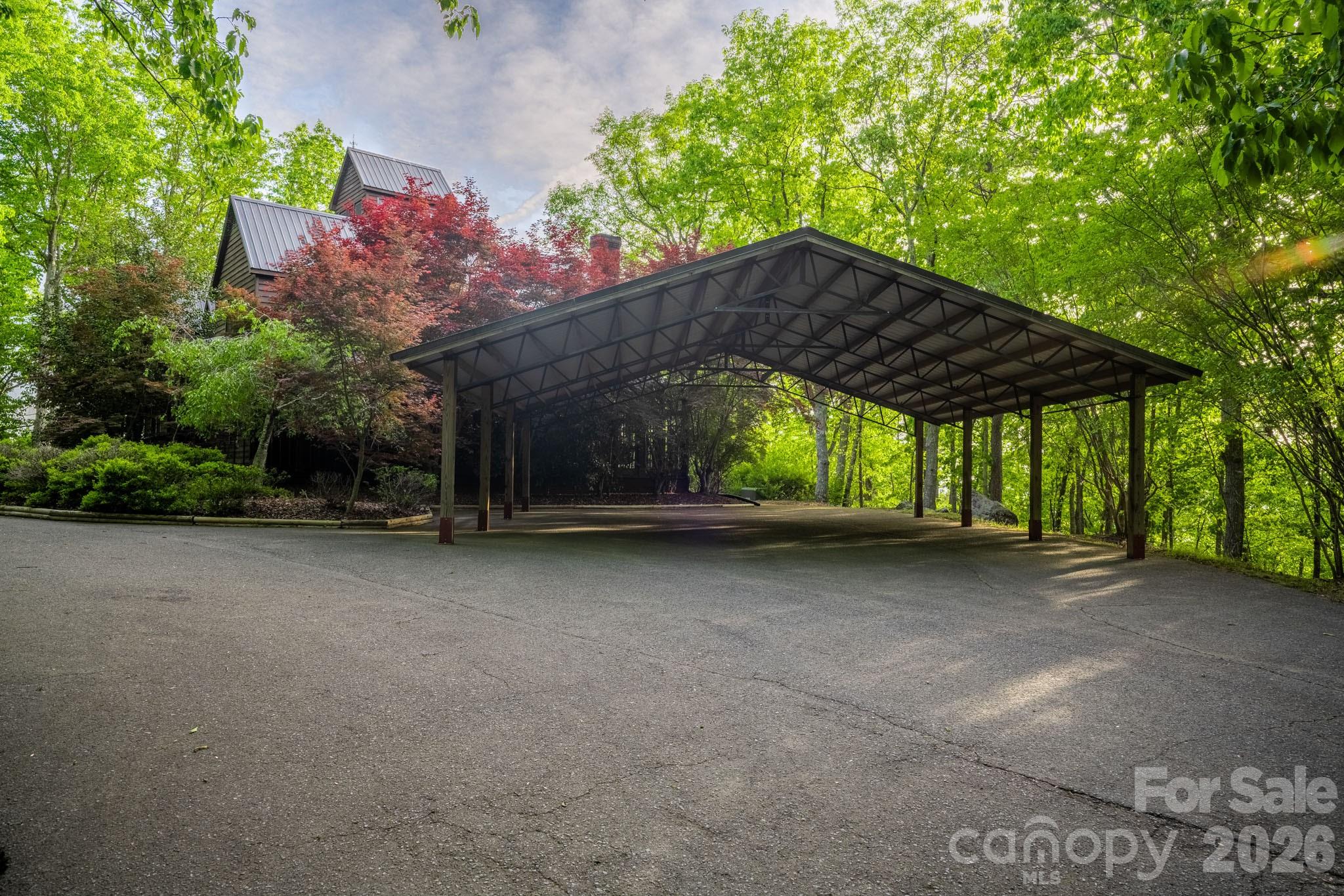 300 Cottonstone Lane — Troy