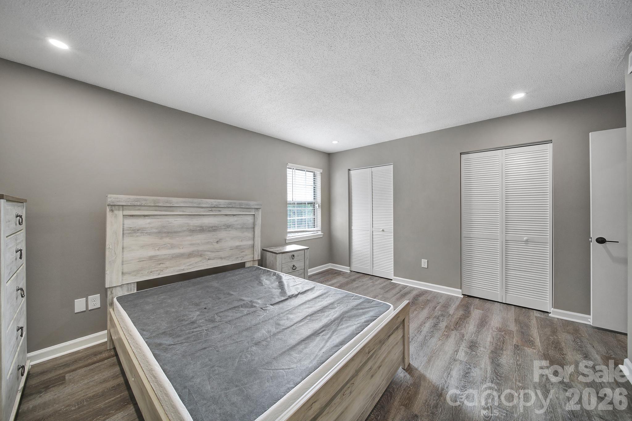 11005 Hunter Trail — Charlotte