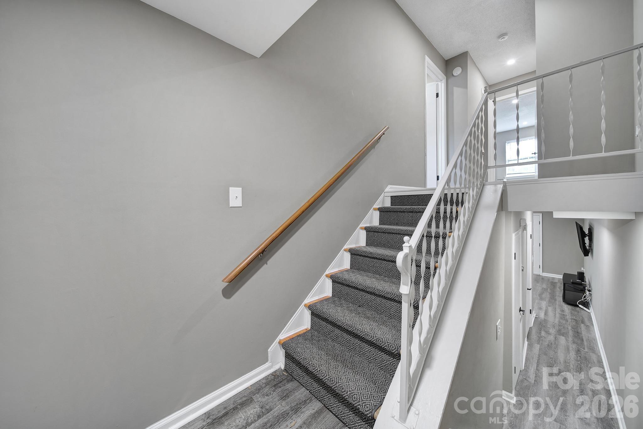 11005 Hunter Trail — Charlotte