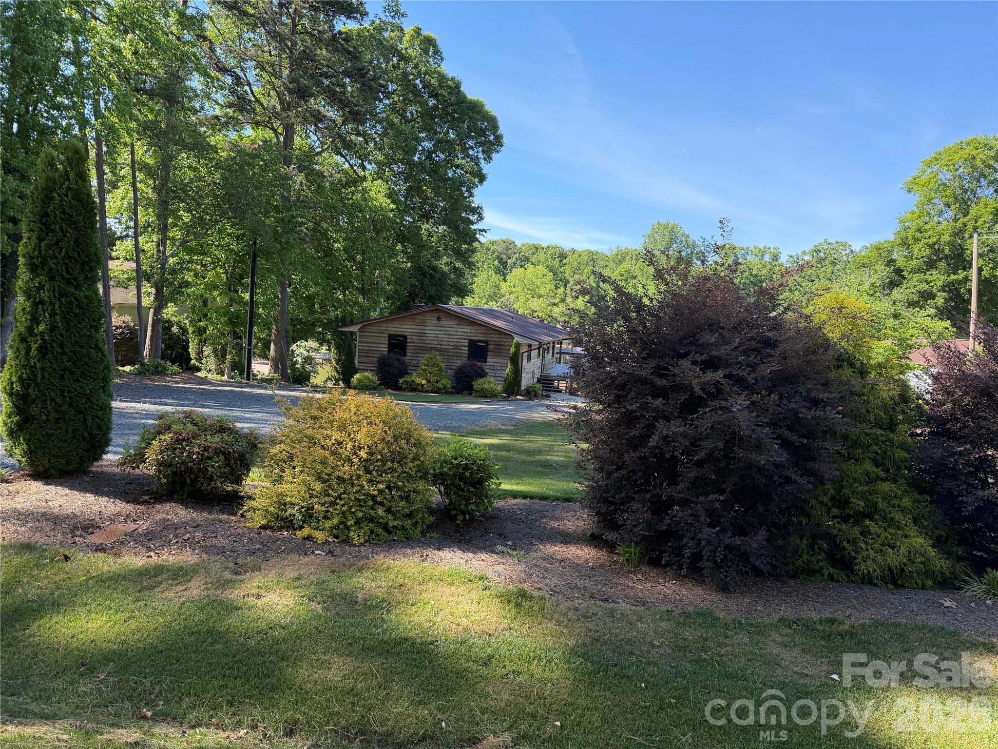 1438 Beckner Road — Lexington