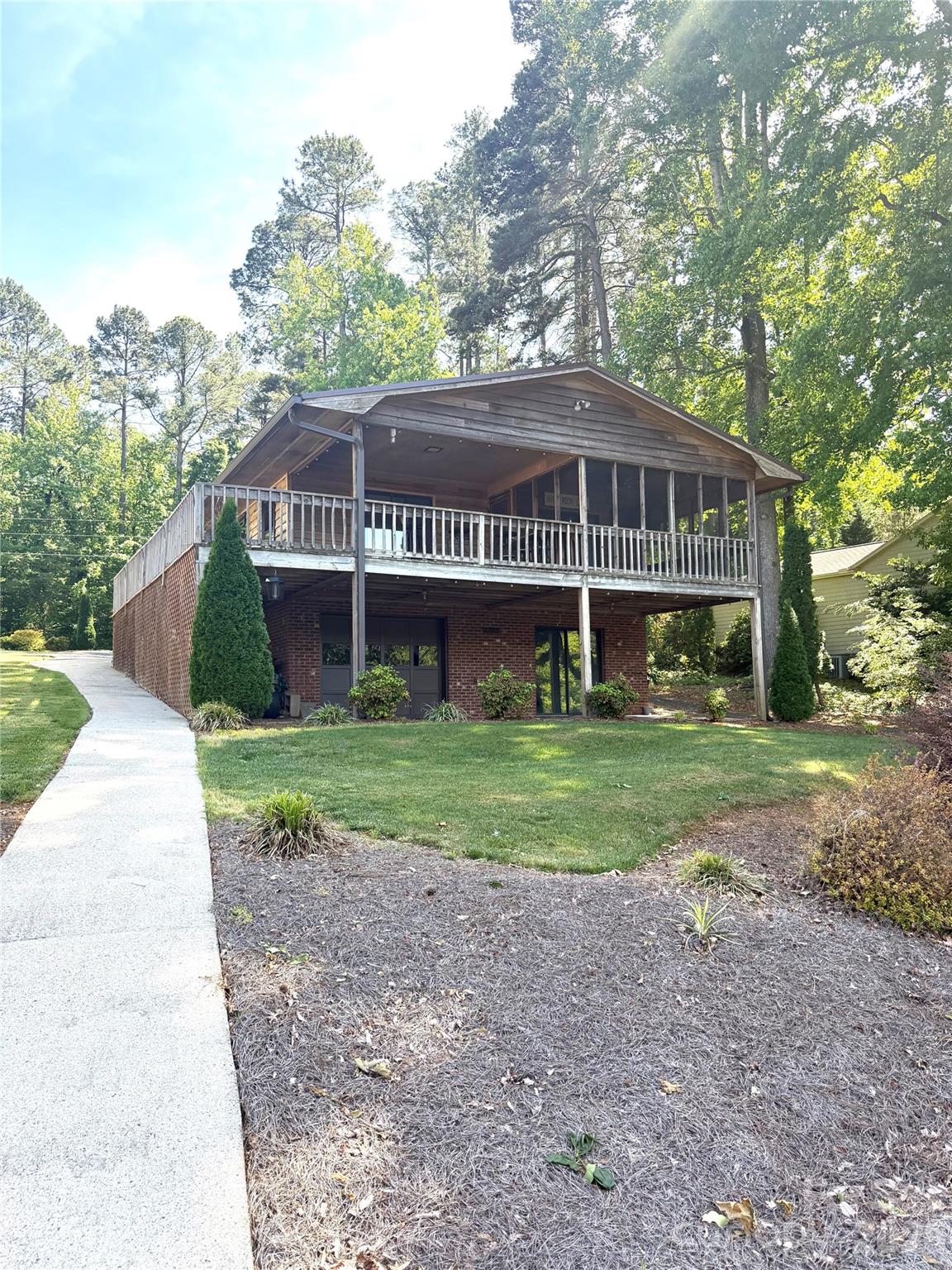 1438 Beckner Road — Lexington