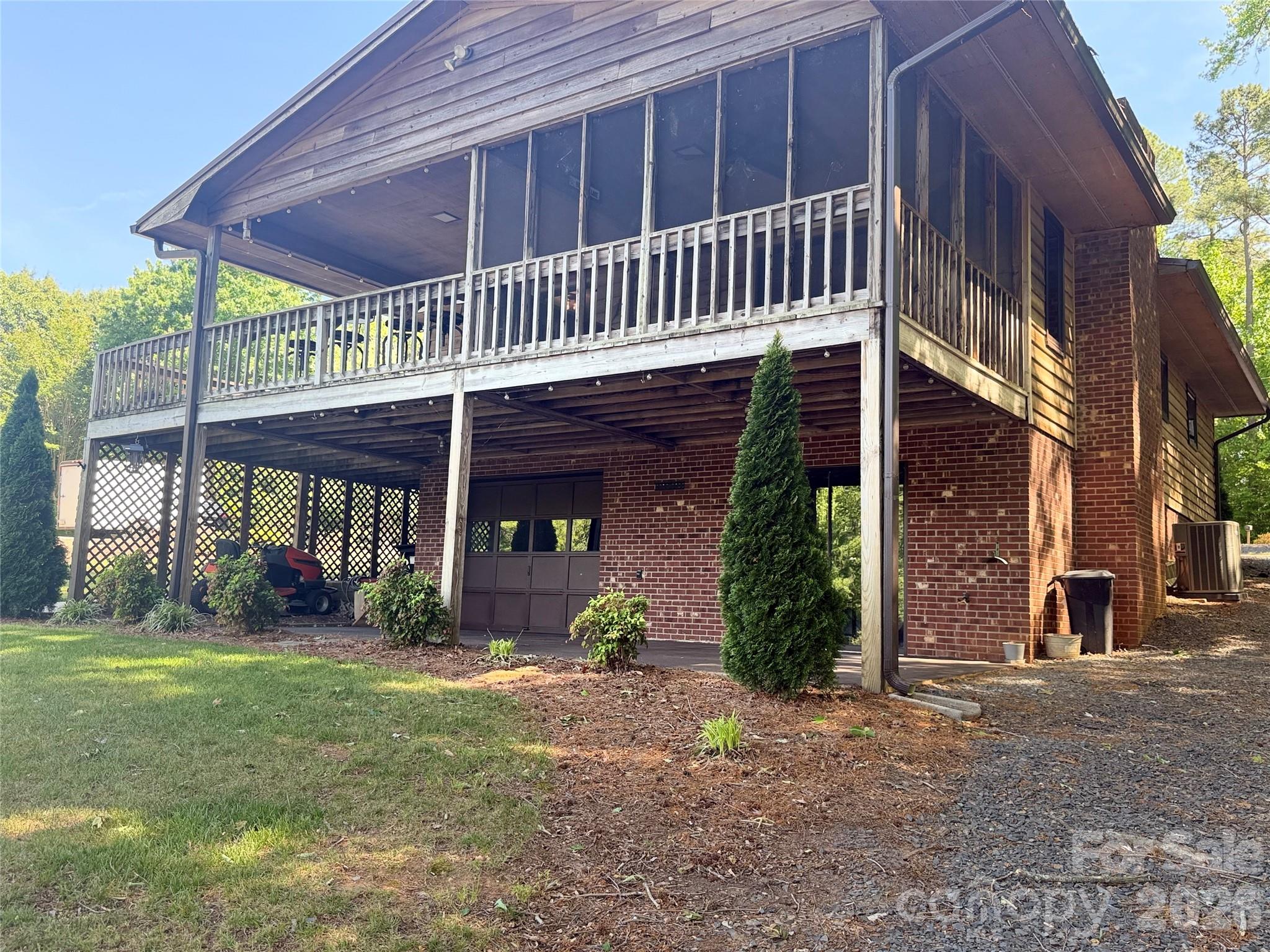 1438 Beckner Road — Lexington