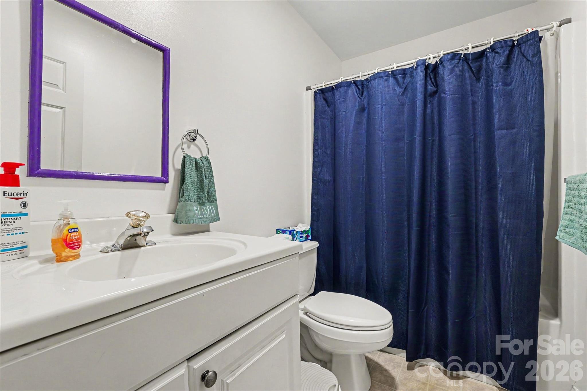 884 Beamguard Road — Clover