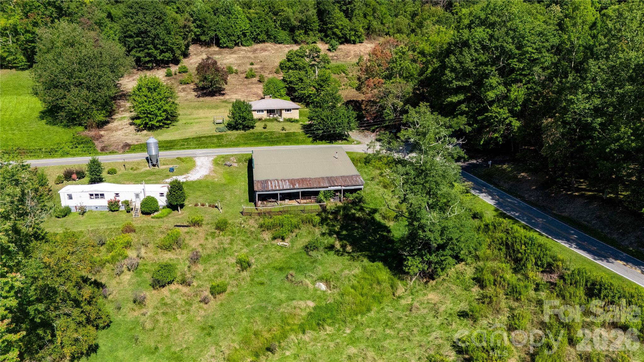 580 Russ Norris Heaton Road — Elk Park