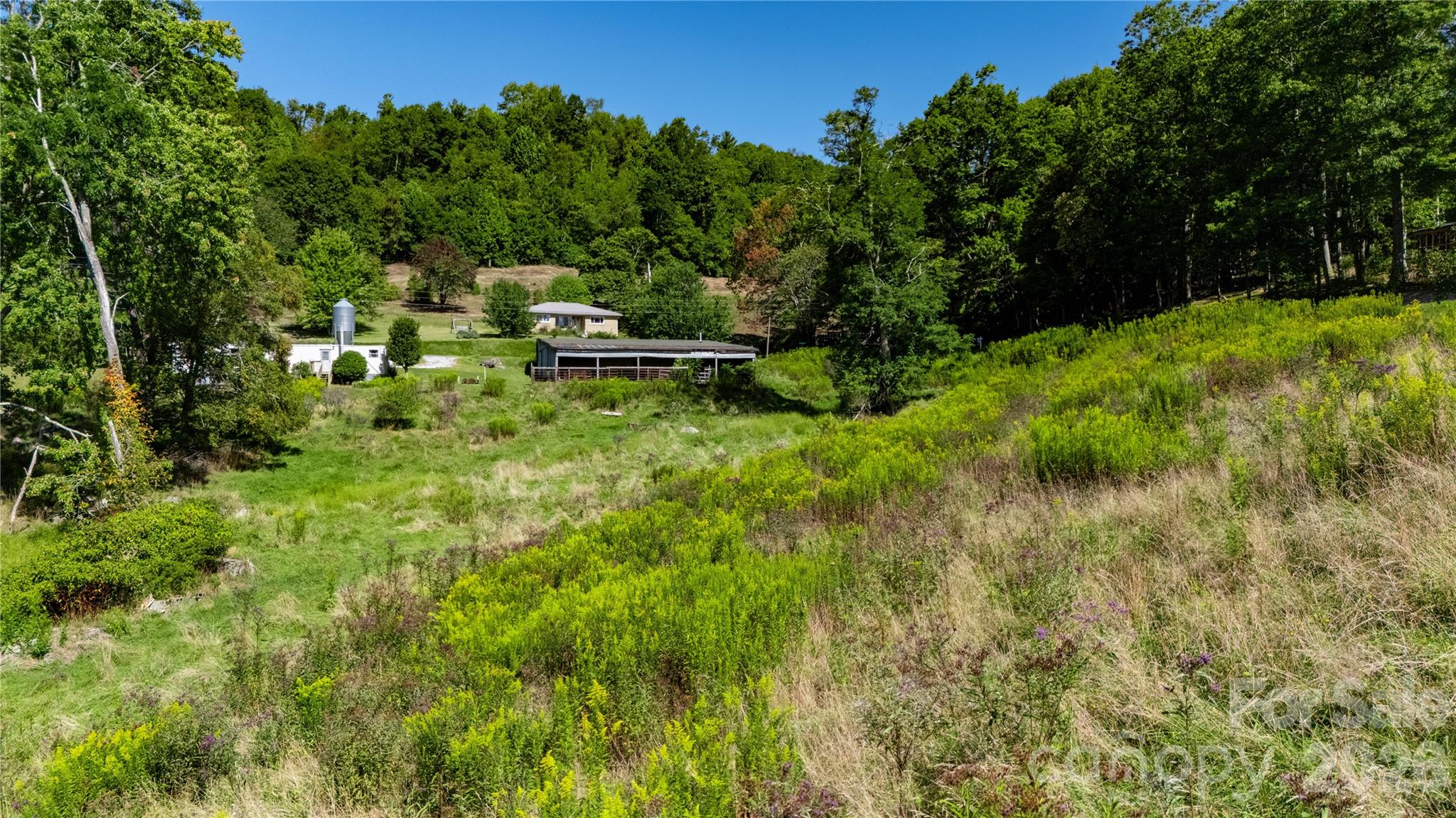 580 Russ Norris Heaton Road — Elk Park